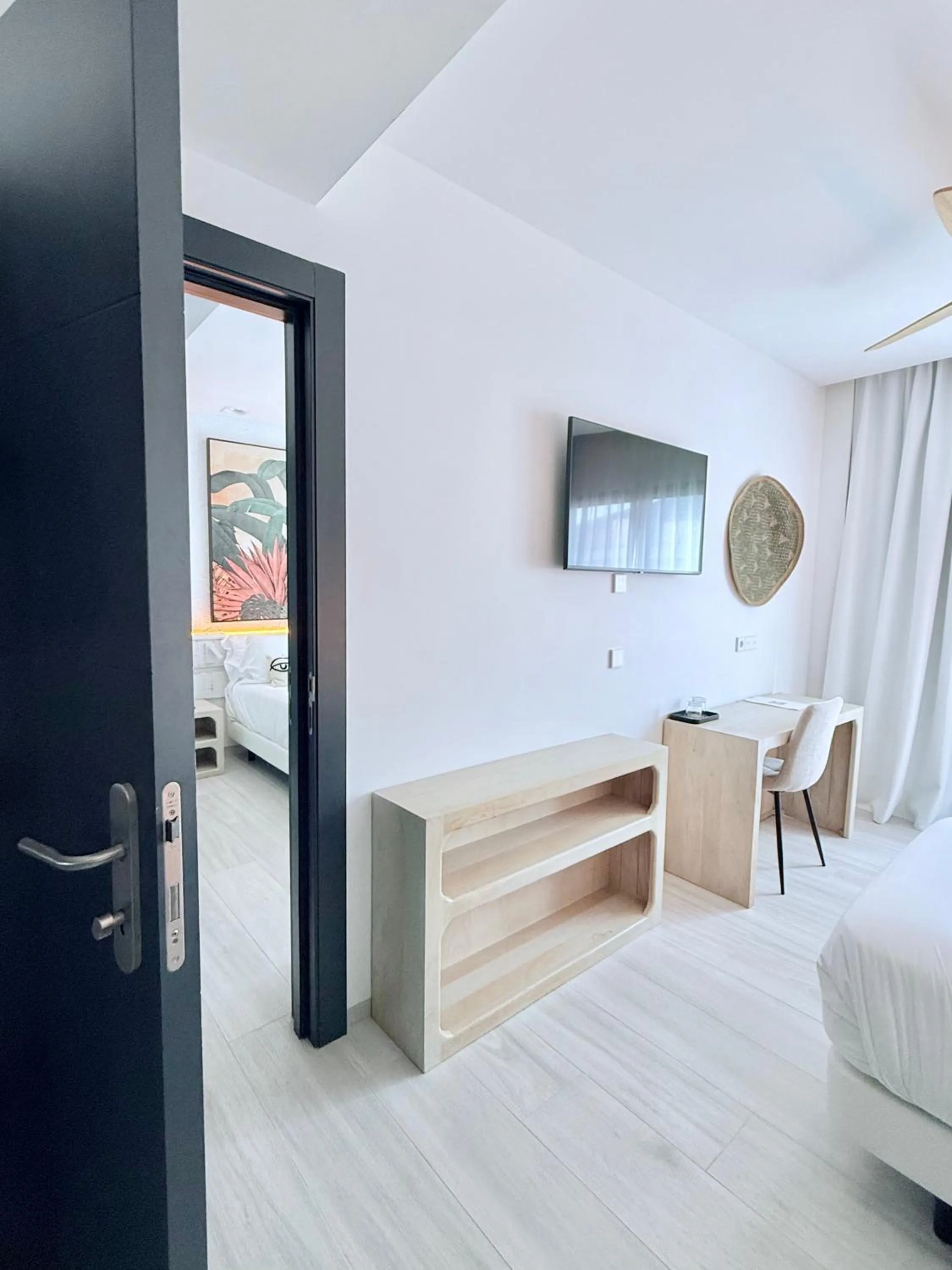 Photo of the whole room, Bed in Hotel Cetina Cabo de Palos Puerto