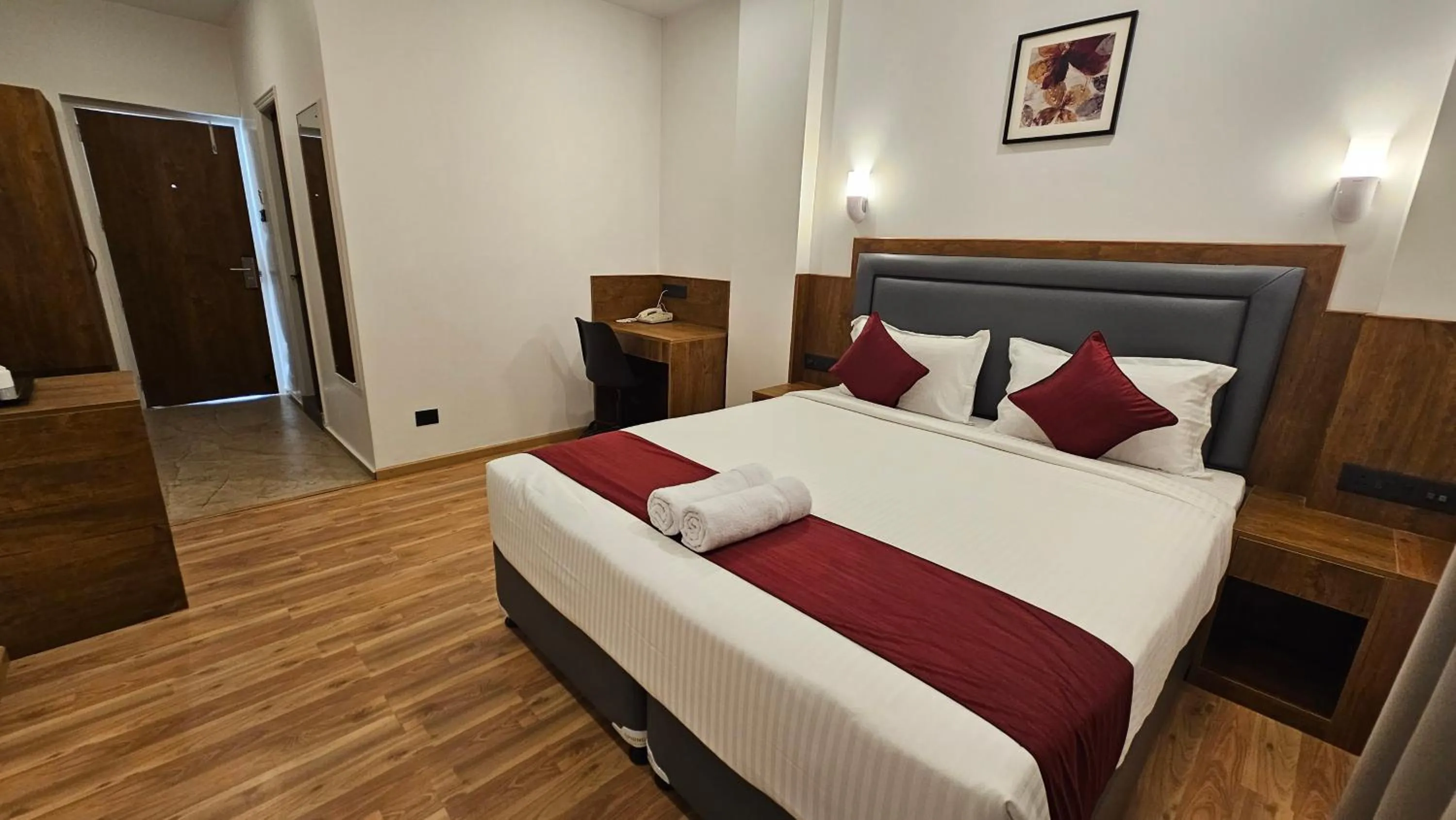 Bed in INDIANA HILLS