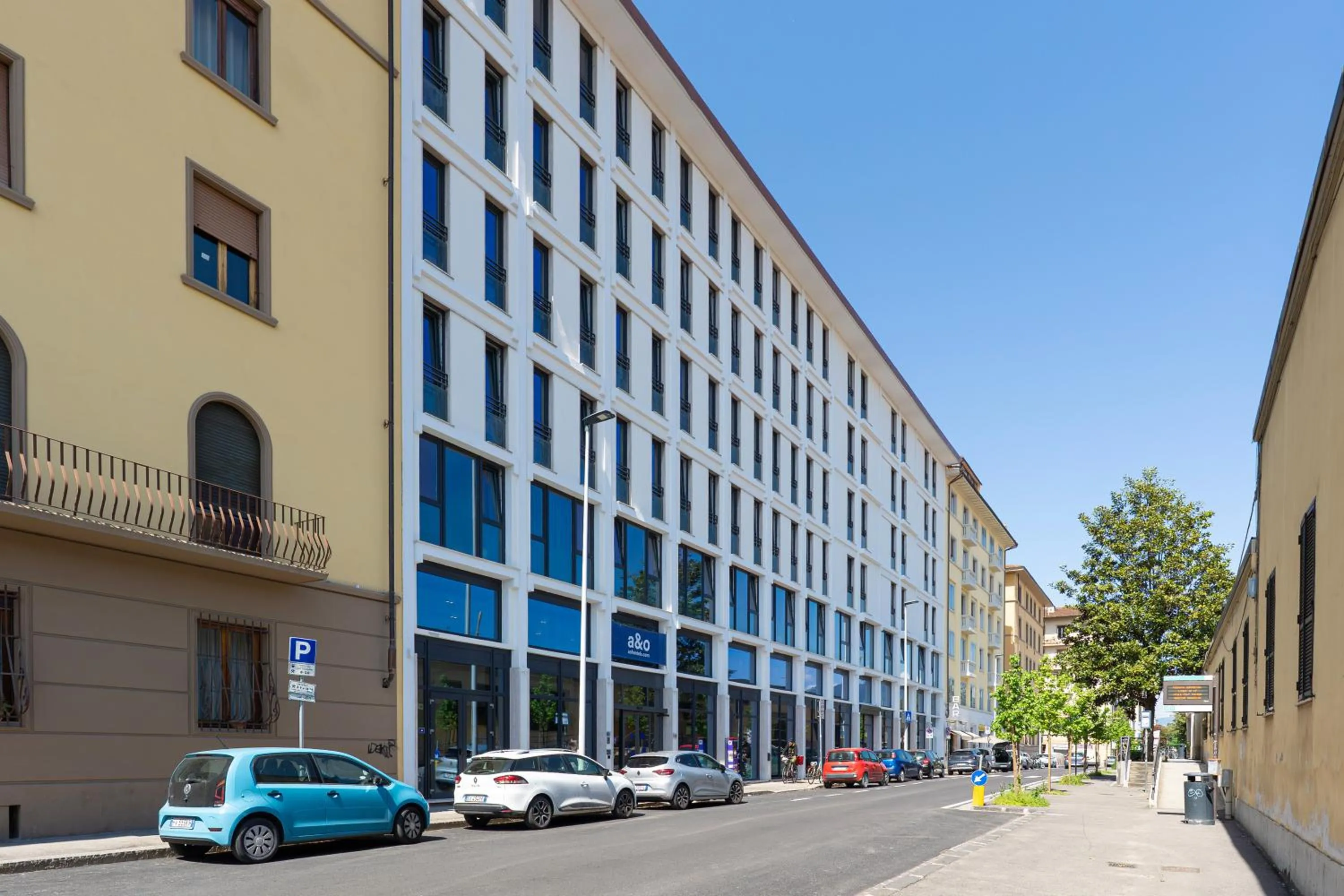Facade/entrance in a&o Hostel Firenze Campo di Marte