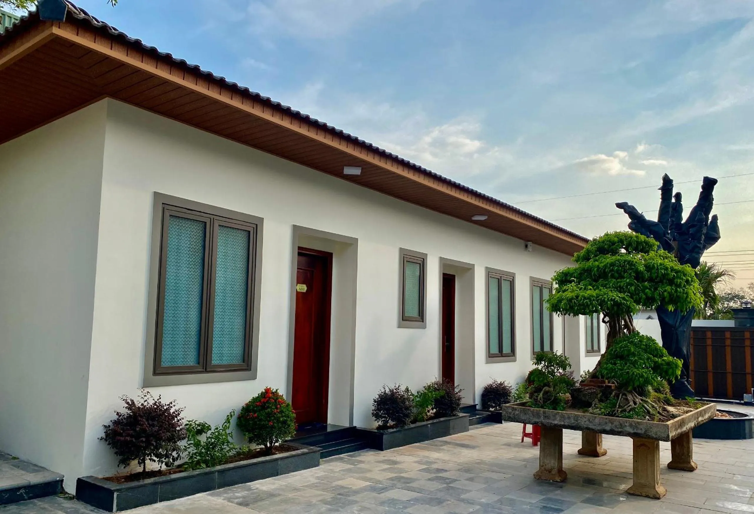 Property building in Chí Thanh Homestay