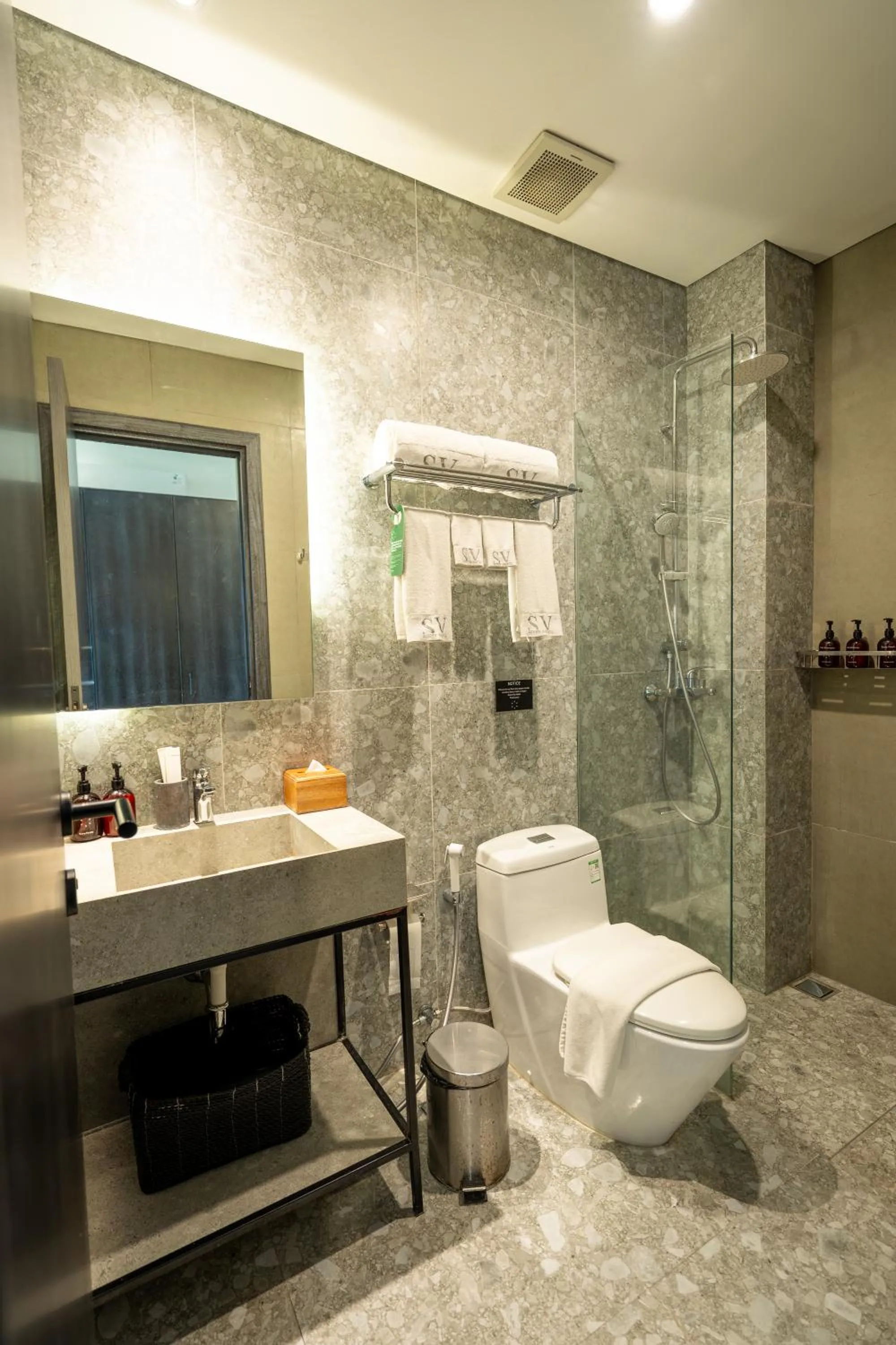 Bathroom in Sunny Aparts 1 by Betterplace