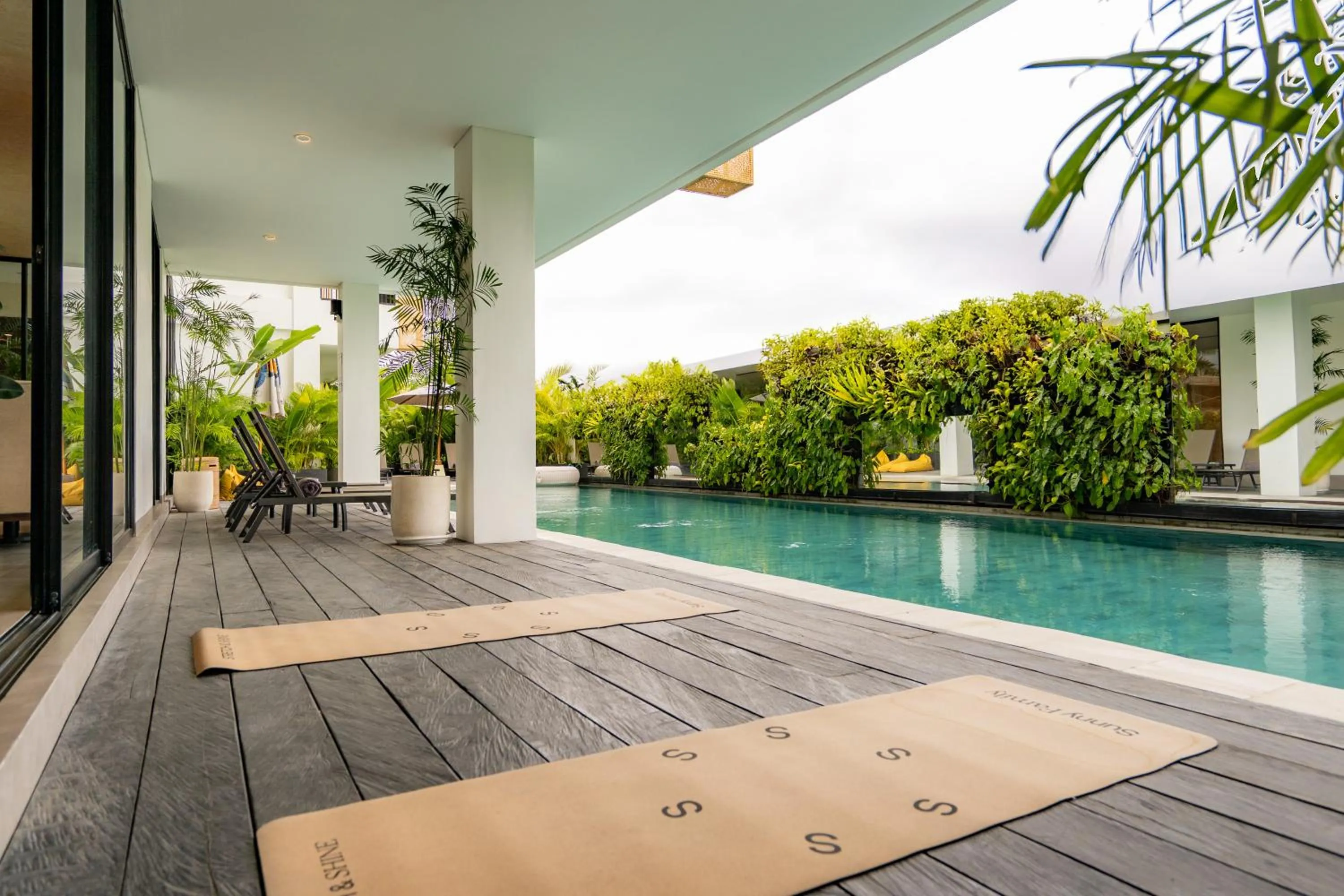 Swimming pool in Sunny Aparts 1 by Betterplace