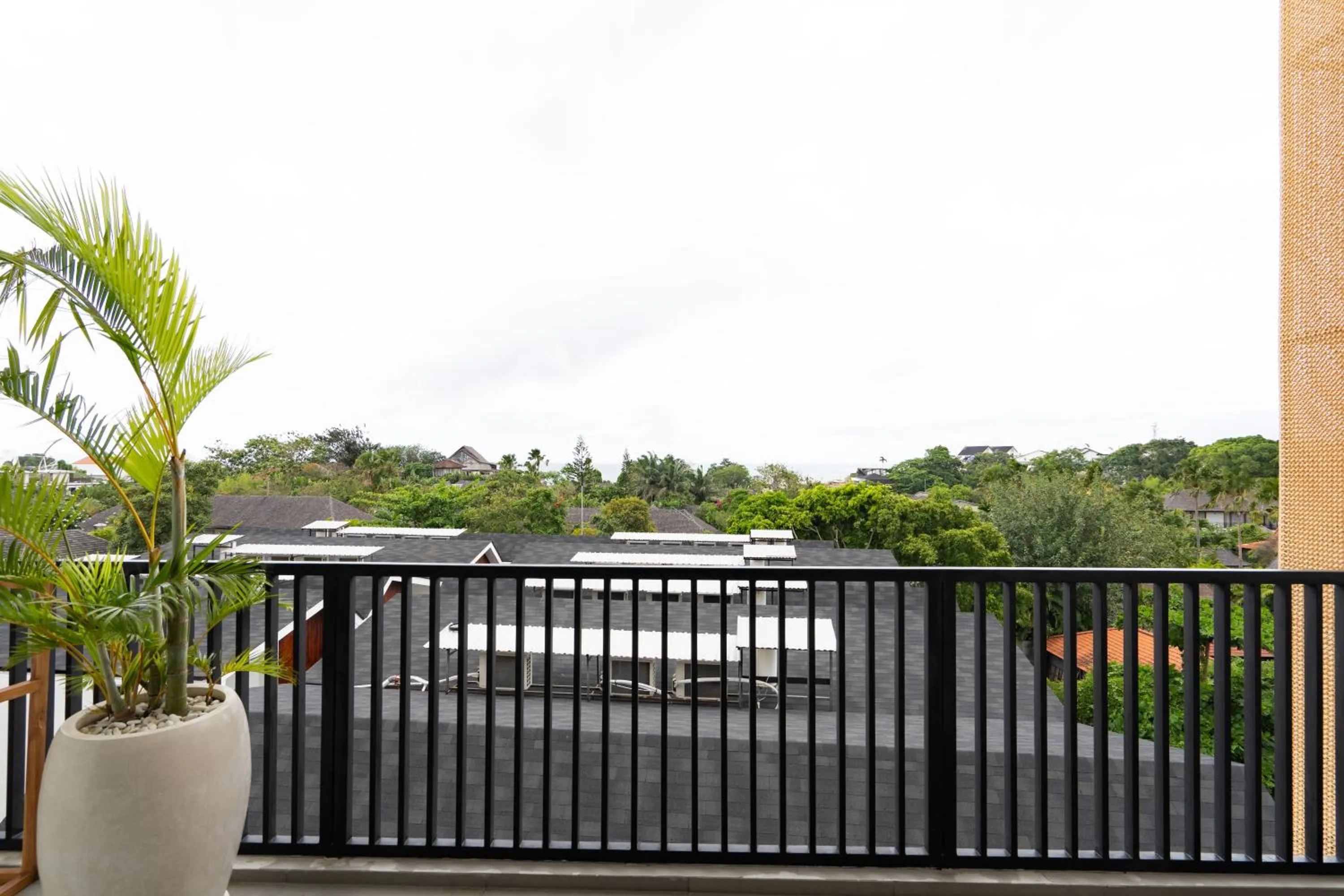 Balcony/Terrace in Sunny Aparts 1 by Betterplace