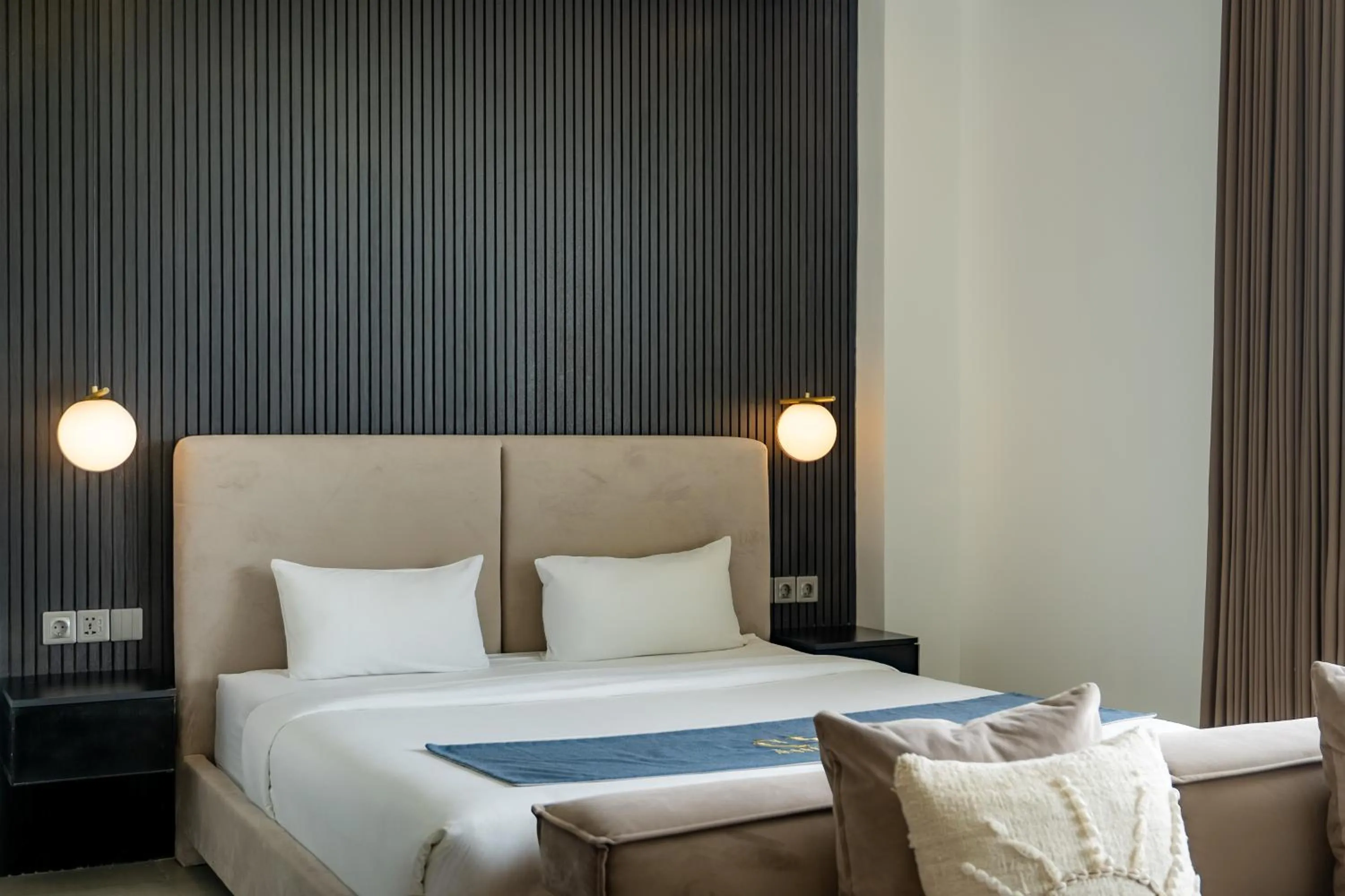 Bed in Sunny Aparts 1 by Betterplace