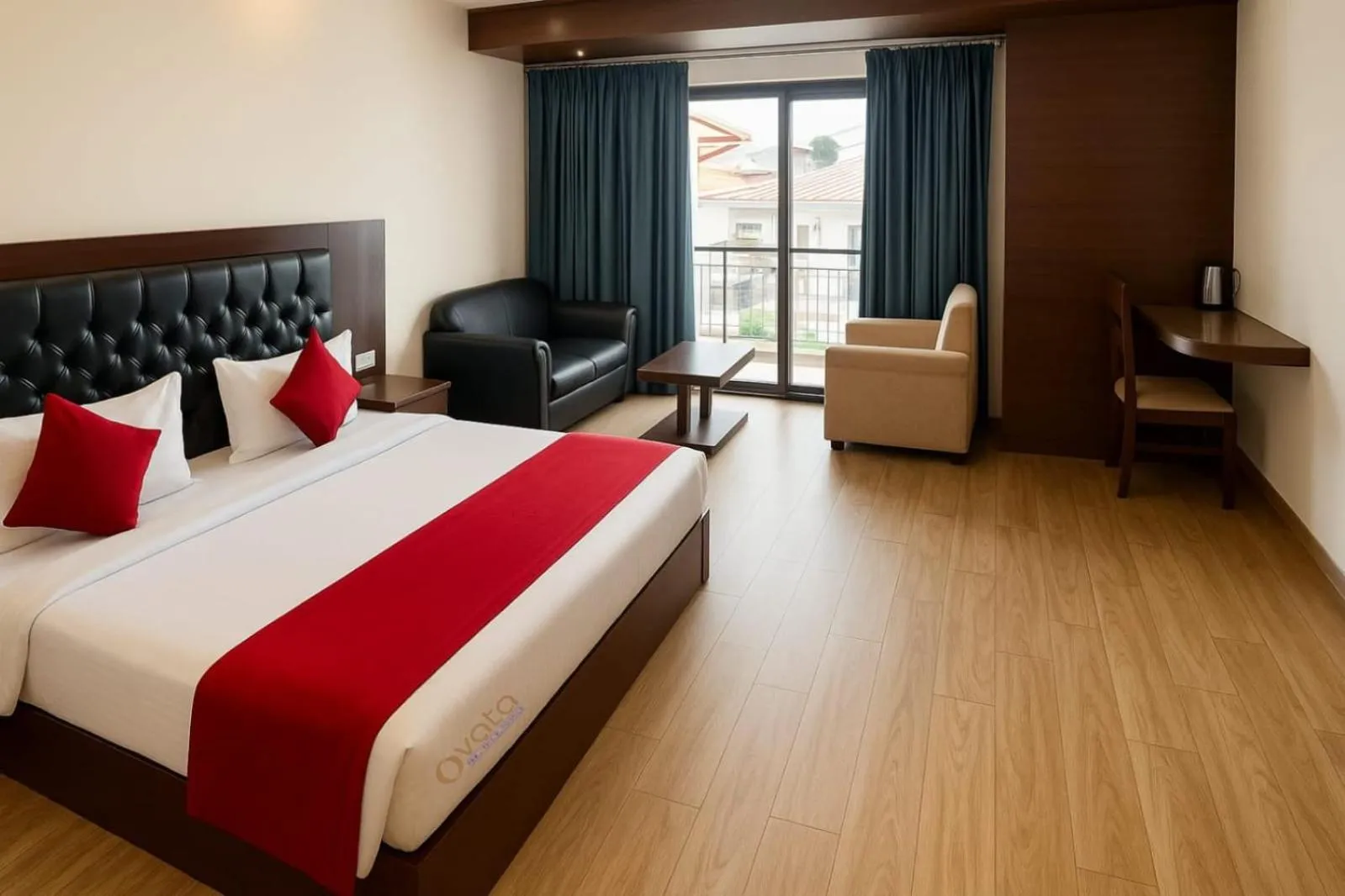 TV and multimedia, Bed in Hotel Himshri Mall Road By Ovata