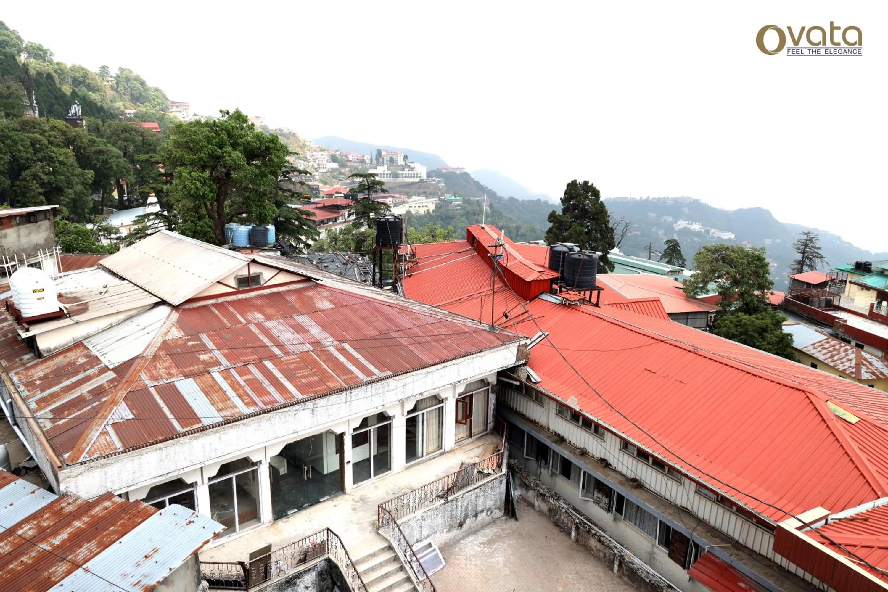 Property building in Hotel Himshri Mall Road By Ovata