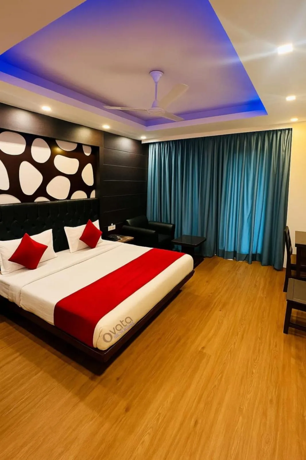 Bed in Hotel Himshri Mall Road By Ovata