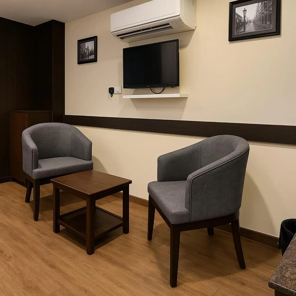 TV and multimedia in Hotel Himshri Mall Road By Ovata