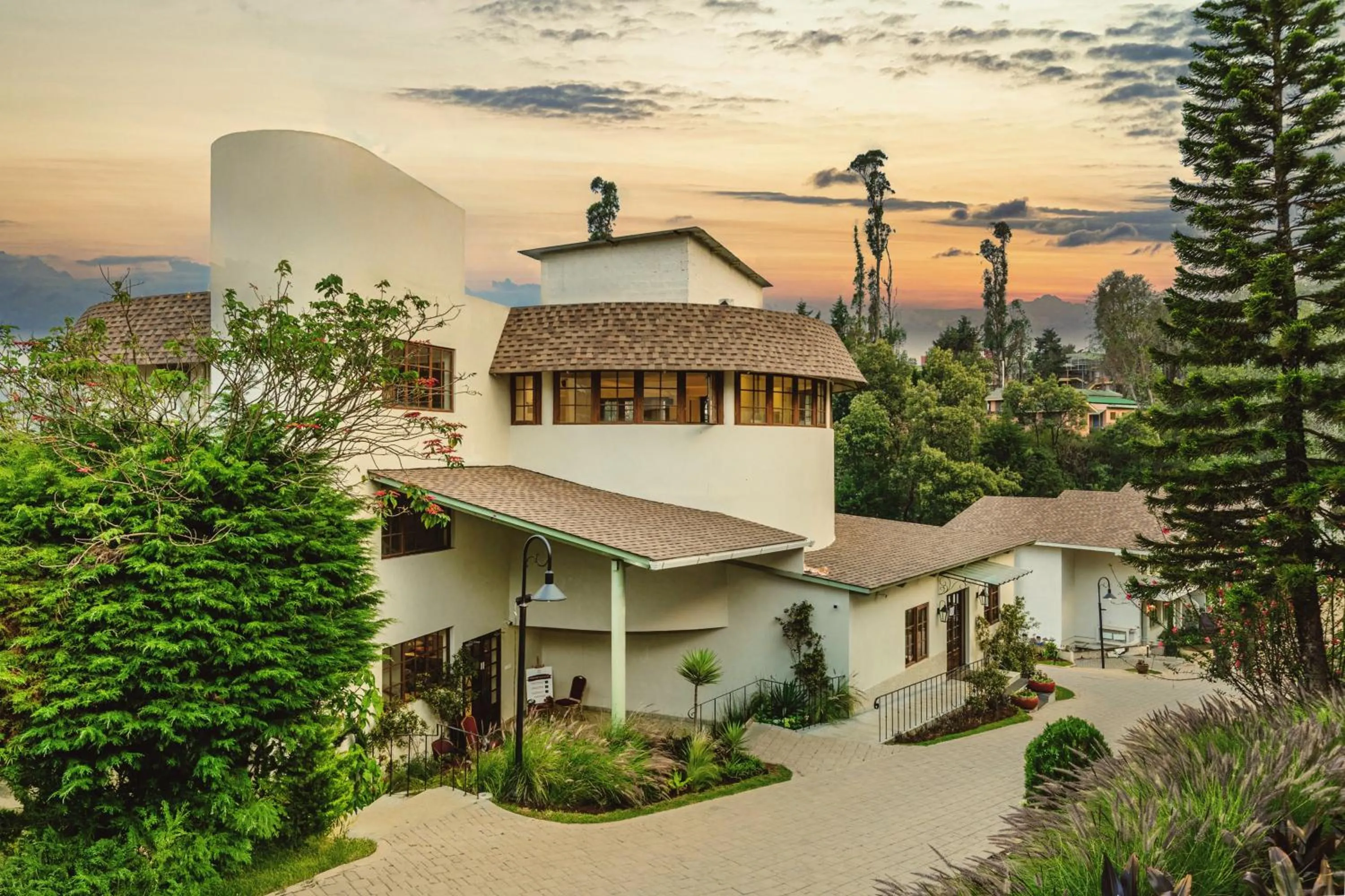 Property building in Mango Hill Shola Ooty