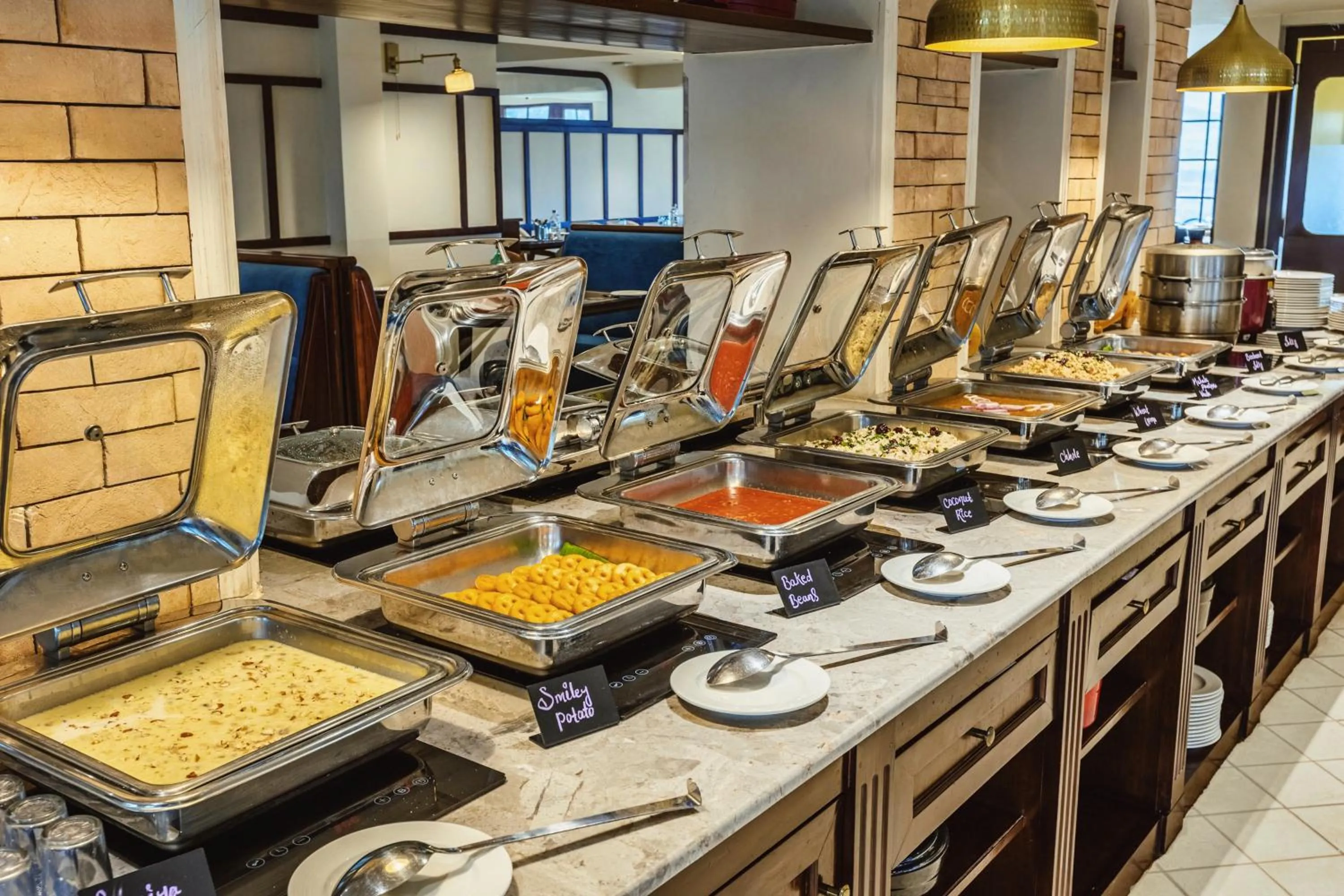 Breakfast in Mango Hill Shola Ooty