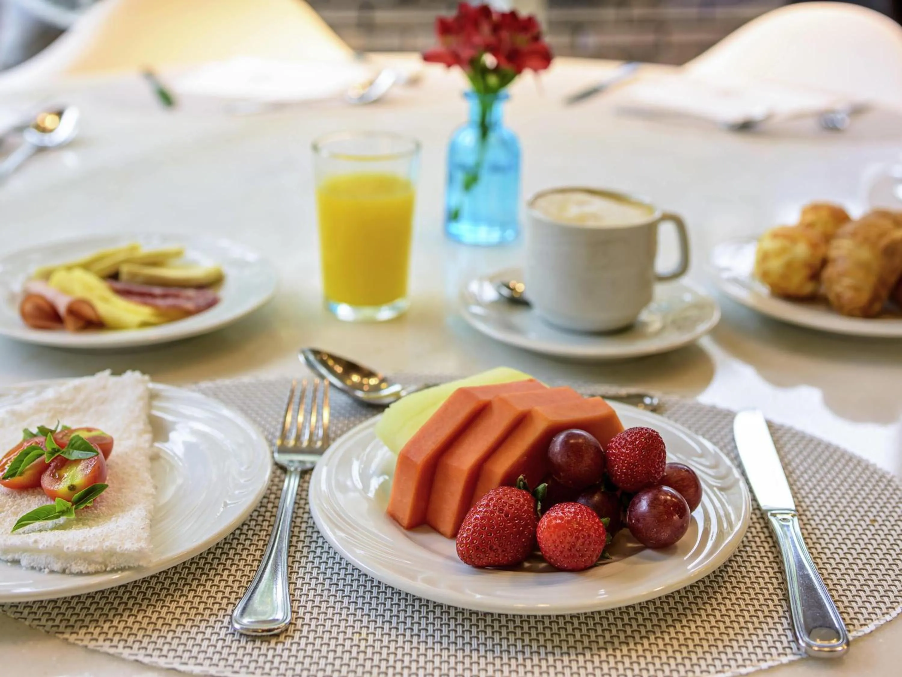 Breakfast in Mercure Sao Paulo Jardins