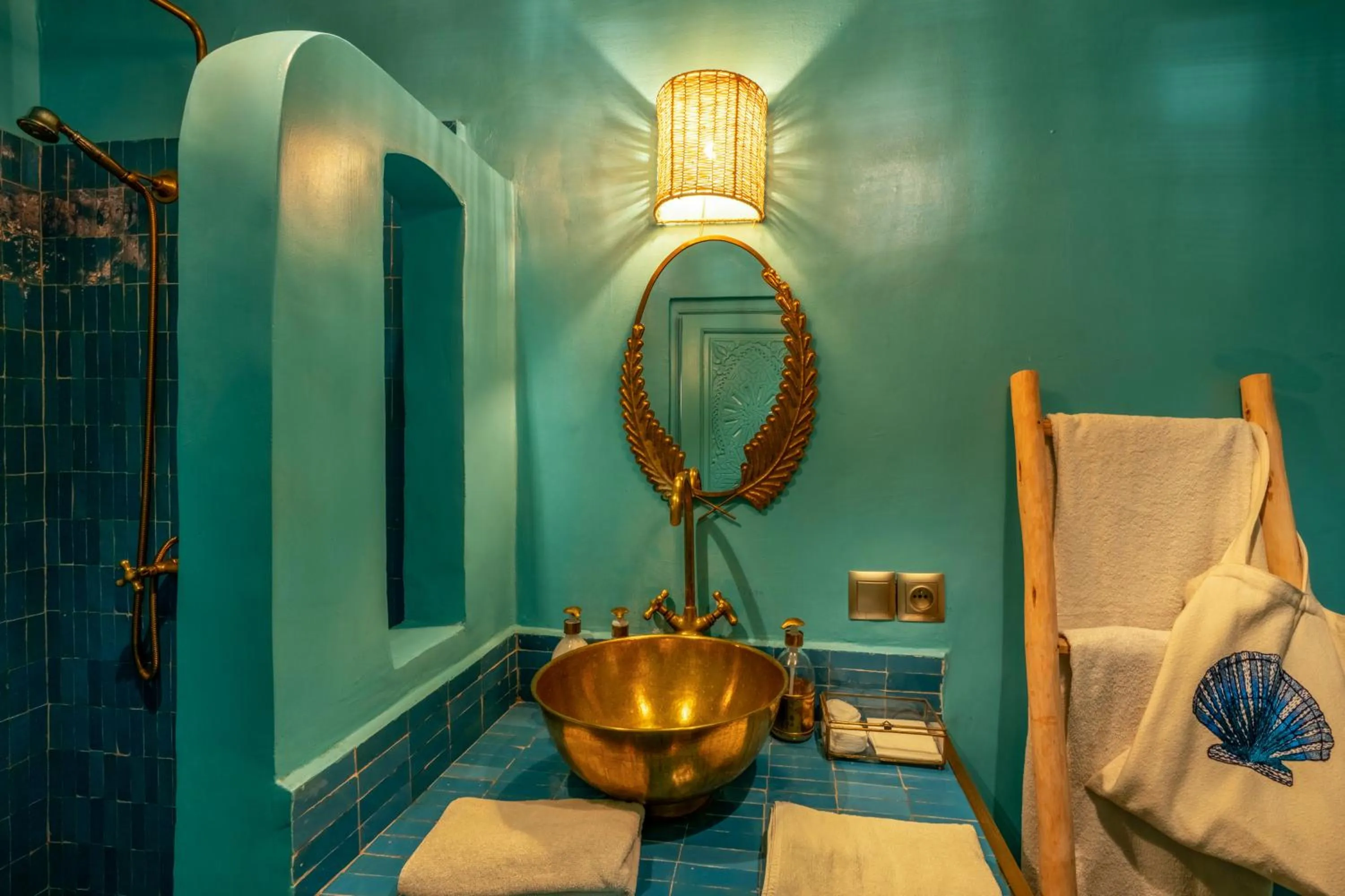 Bathroom, Bed in Riad & Spa Stella Cadente Marrakech