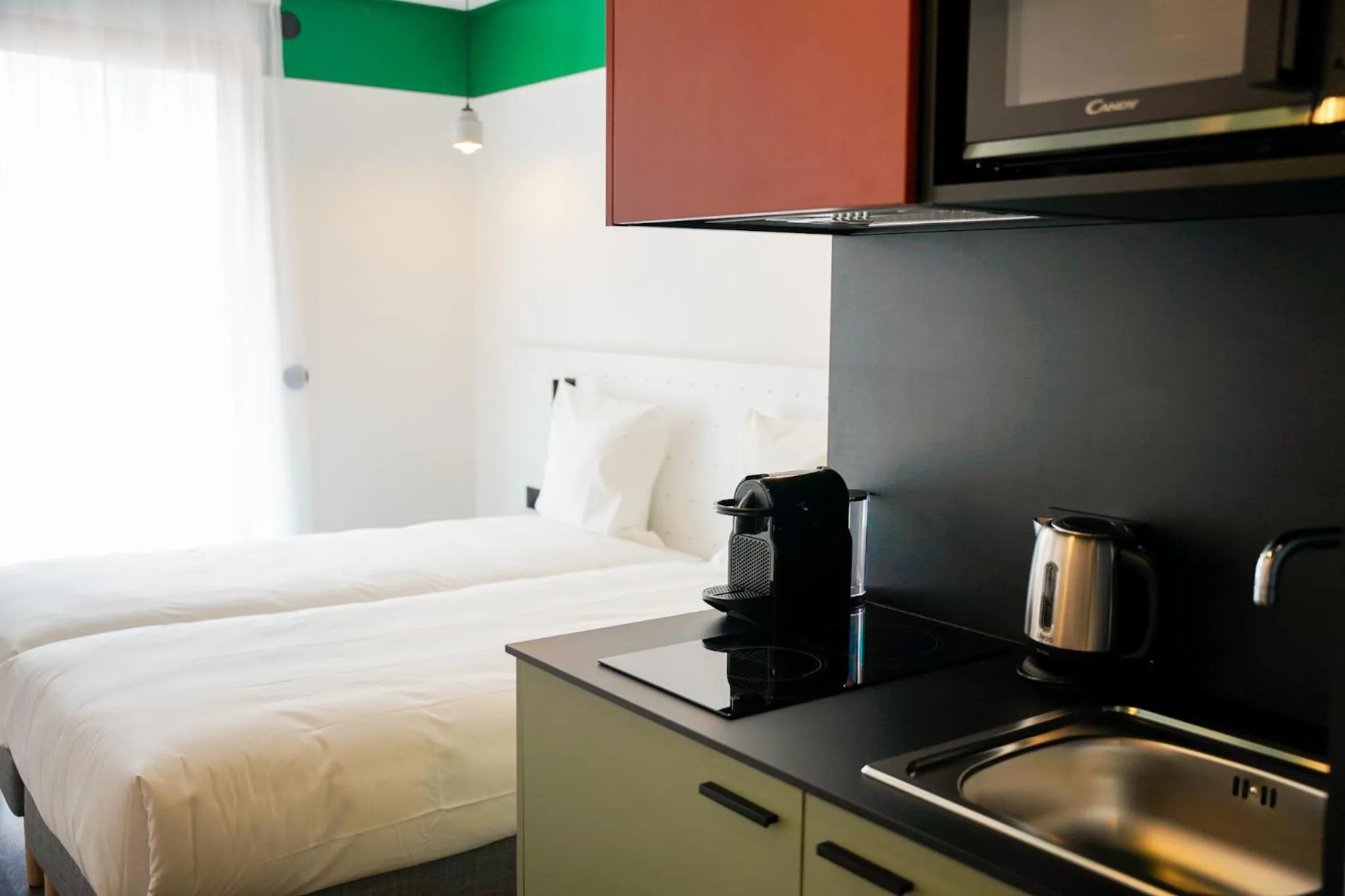 Bed in All Suites Appart Hôtel et Hôtel - Paris 13 - Porte d'Italie