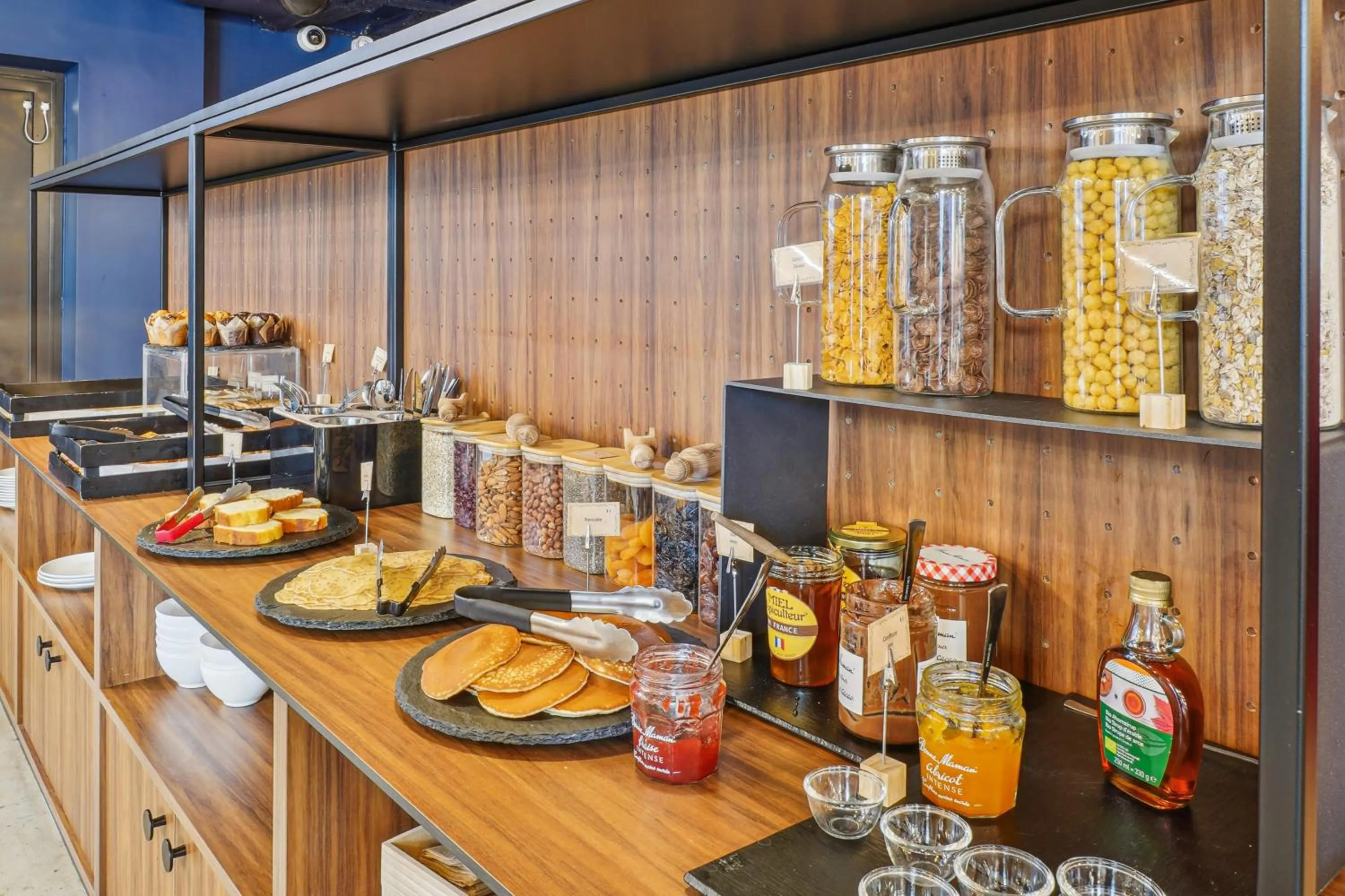 Breakfast in All Suites Appart Hôtel et Hôtel - Paris 13 - Porte d'Italie