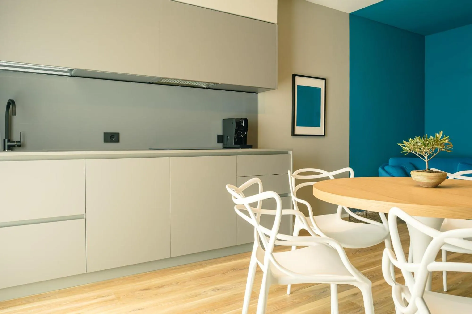 Living room in Camoma Aparthotel - Suites Apartments