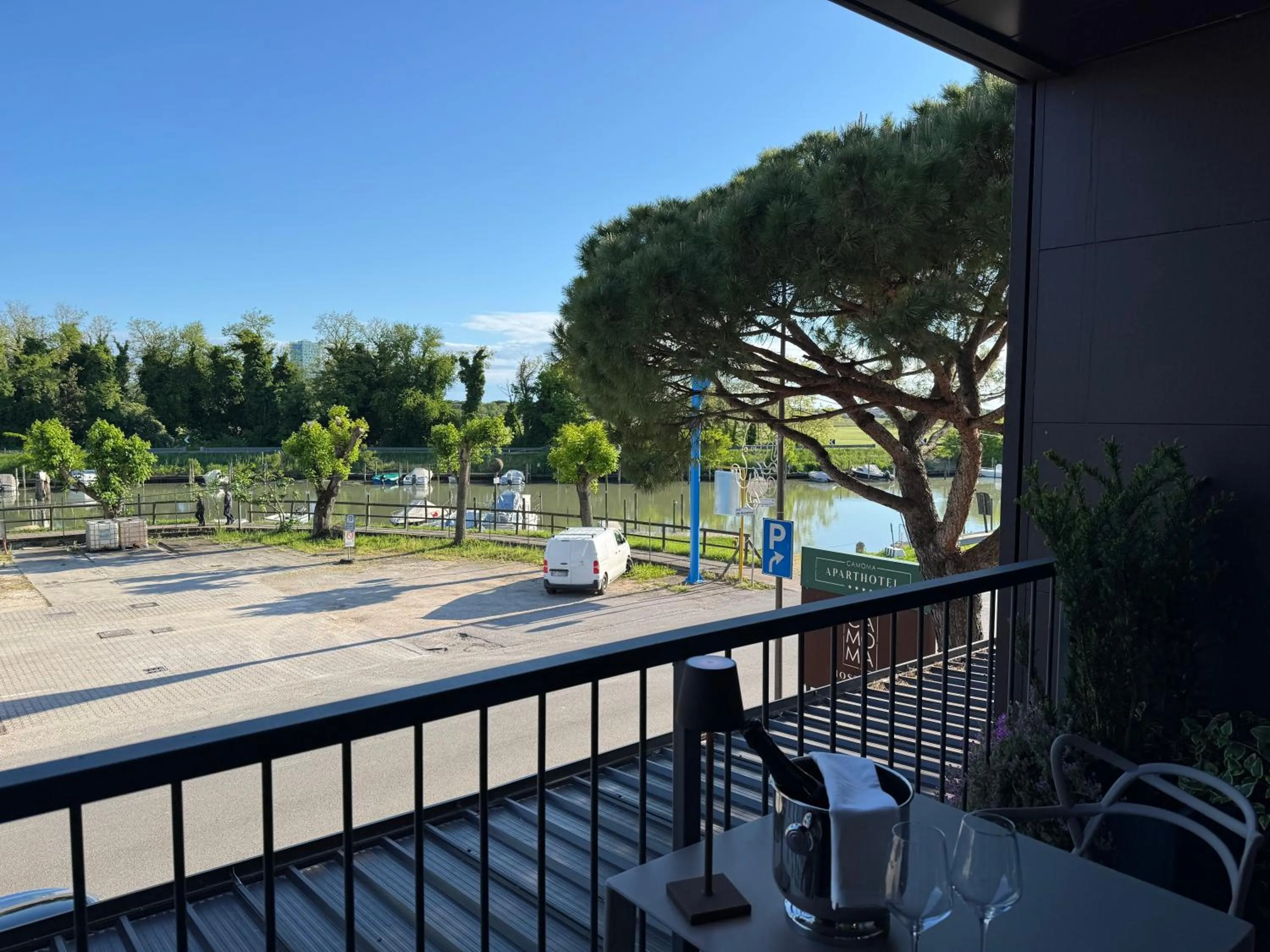 Quiet street view in Camoma Aparthotel - Suites Apartments