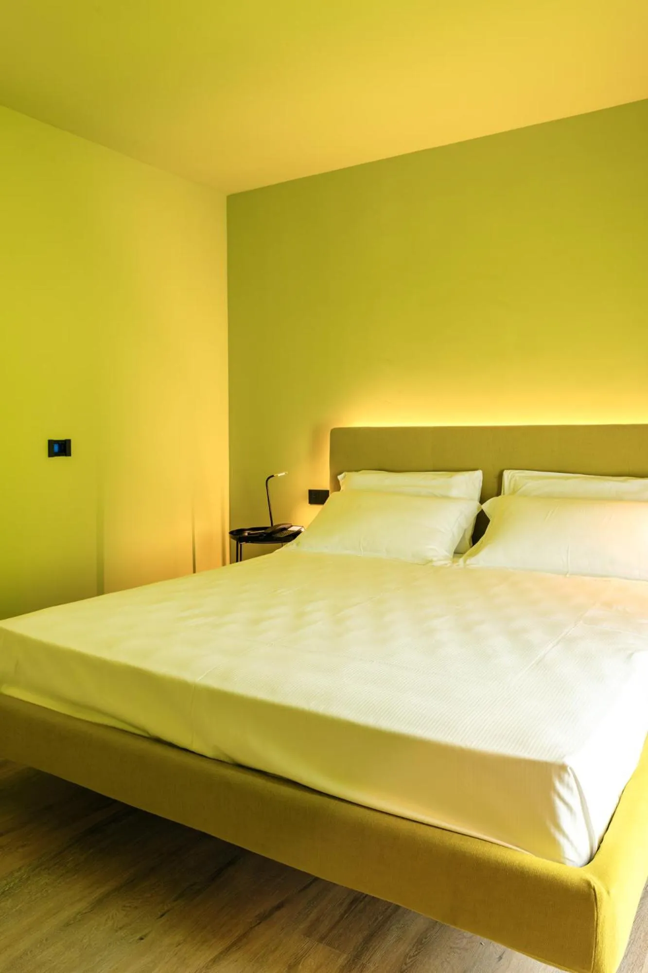 Bedroom, Bed in Camoma Aparthotel - Suites Apartments