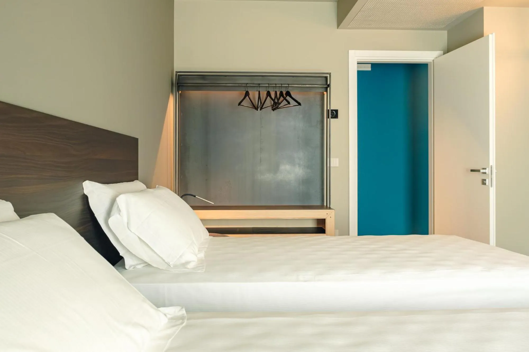 Bedroom, Bed in Camoma Aparthotel - Suites Apartments