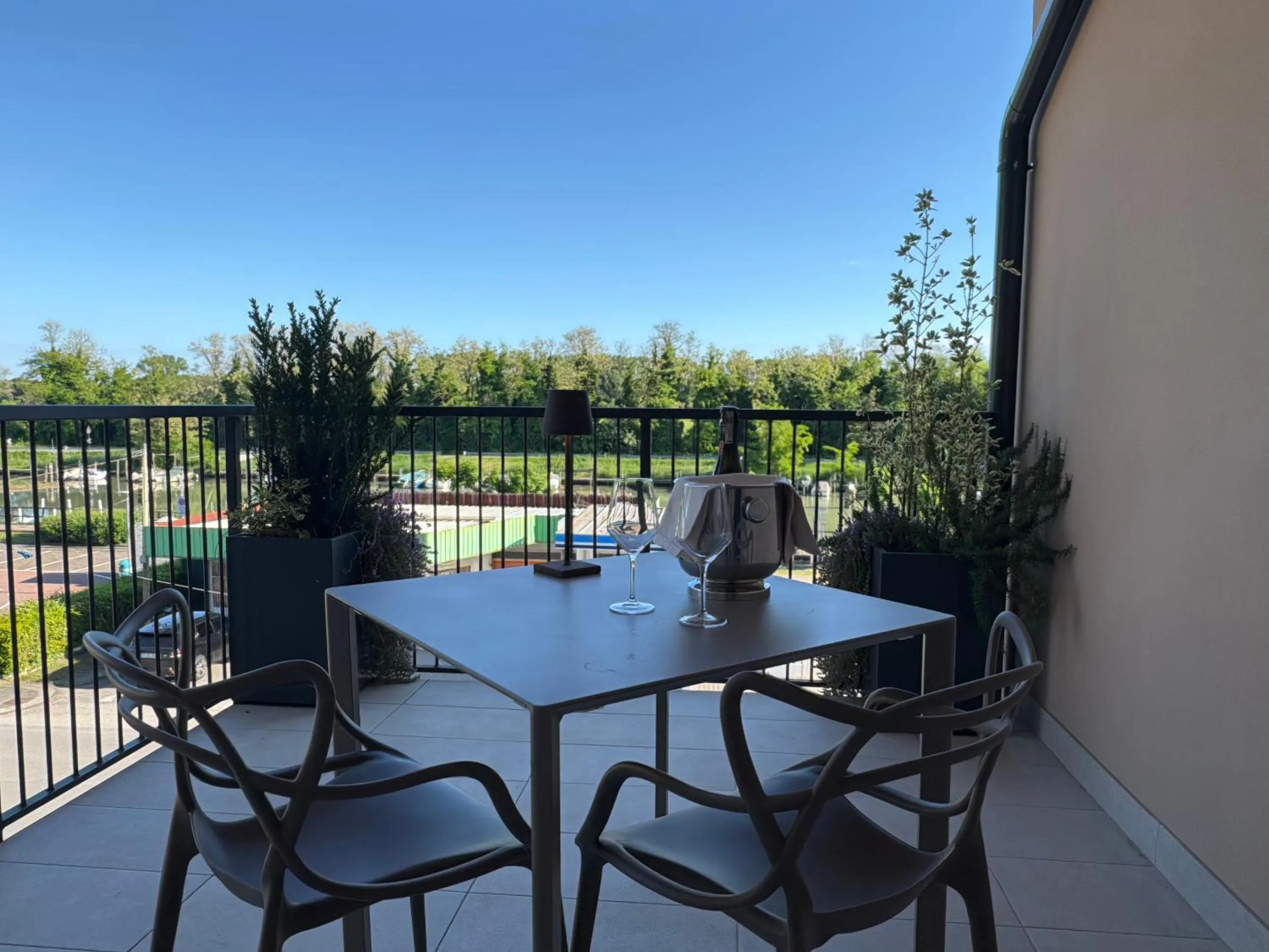 River view in Camoma Aparthotel - Suites Apartments