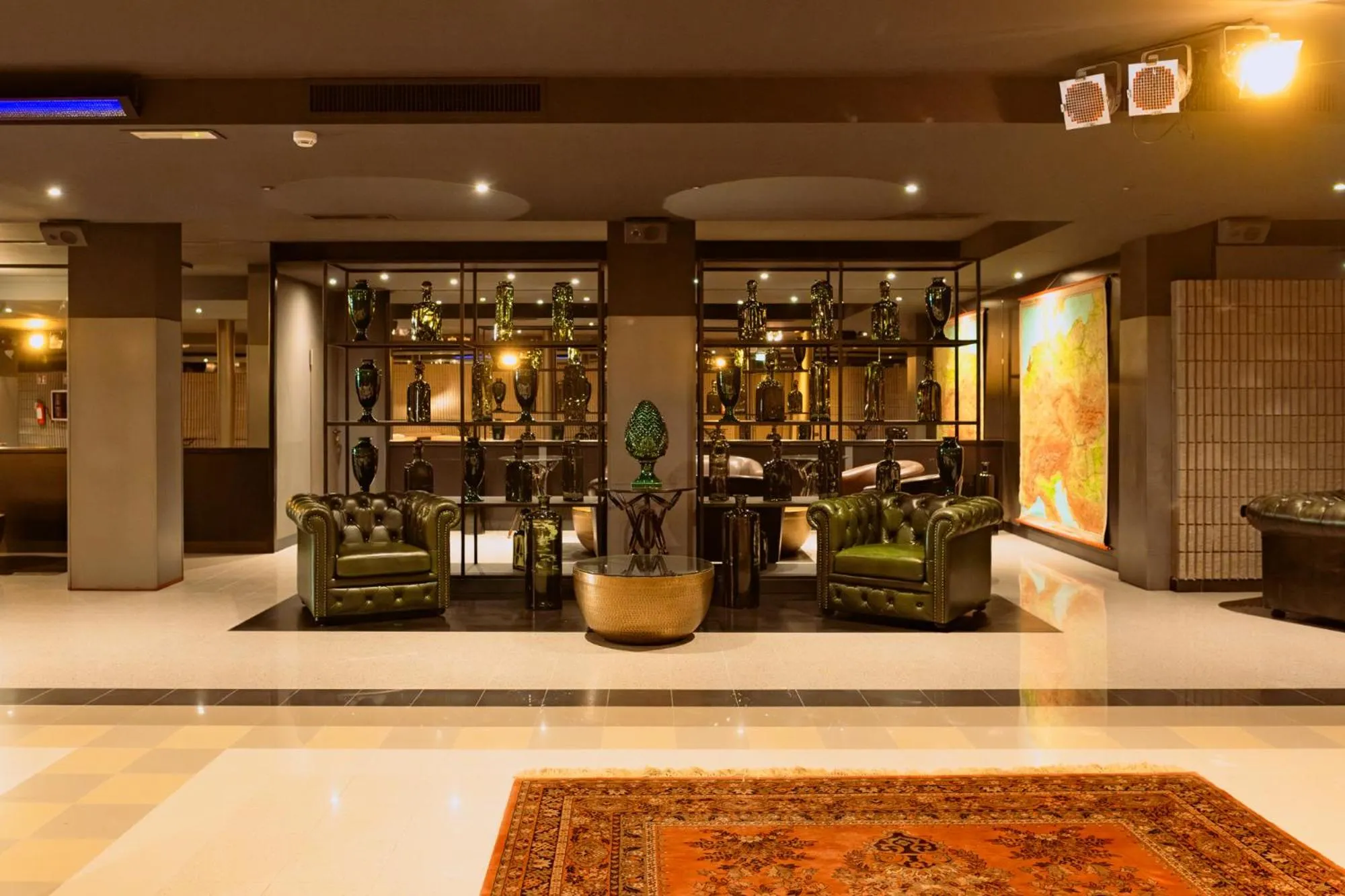 Meeting/conference room in Camoma Aparthotel - Suites Apartments