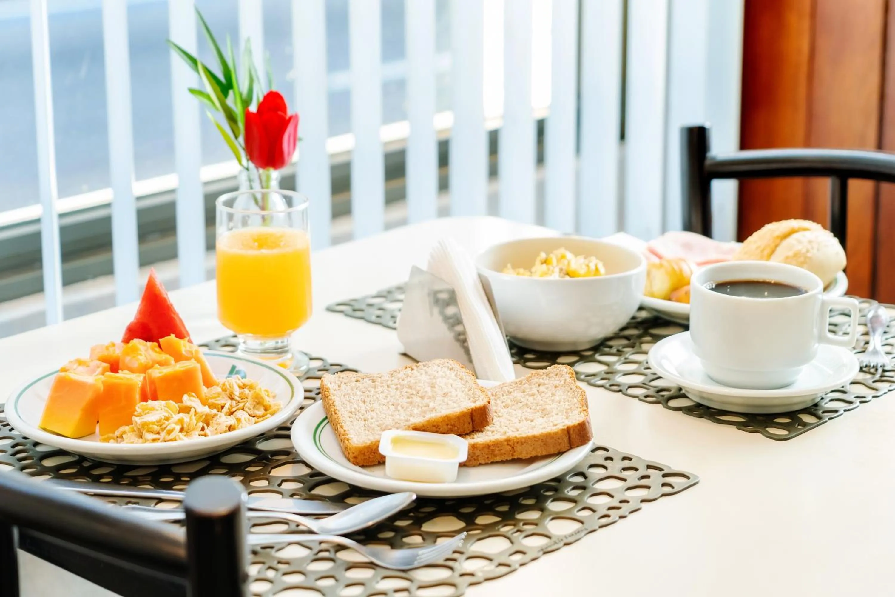 Breakfast in Infinity Copacabana