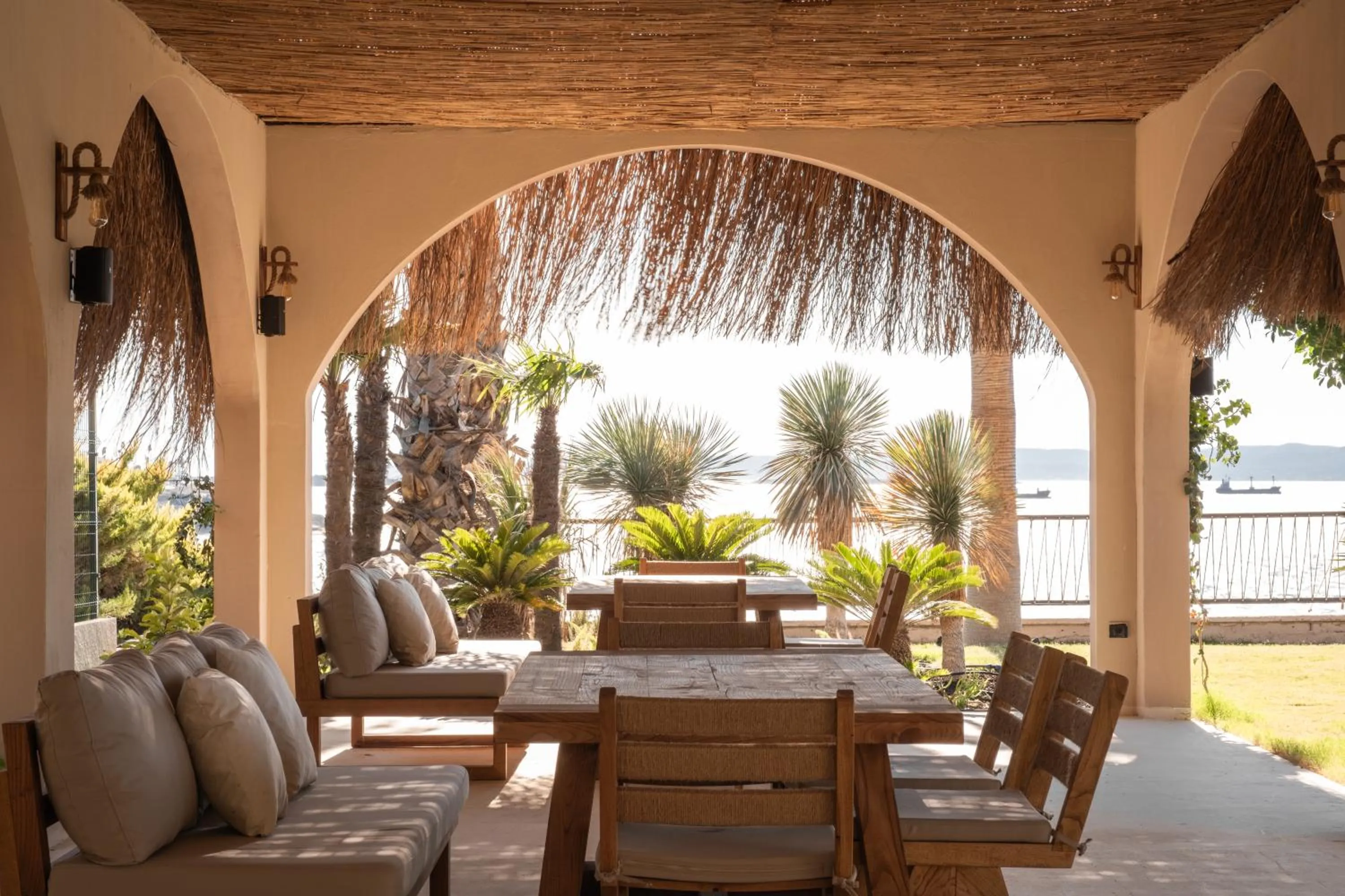 Restaurant/places to eat in The Local House Ayasaranda