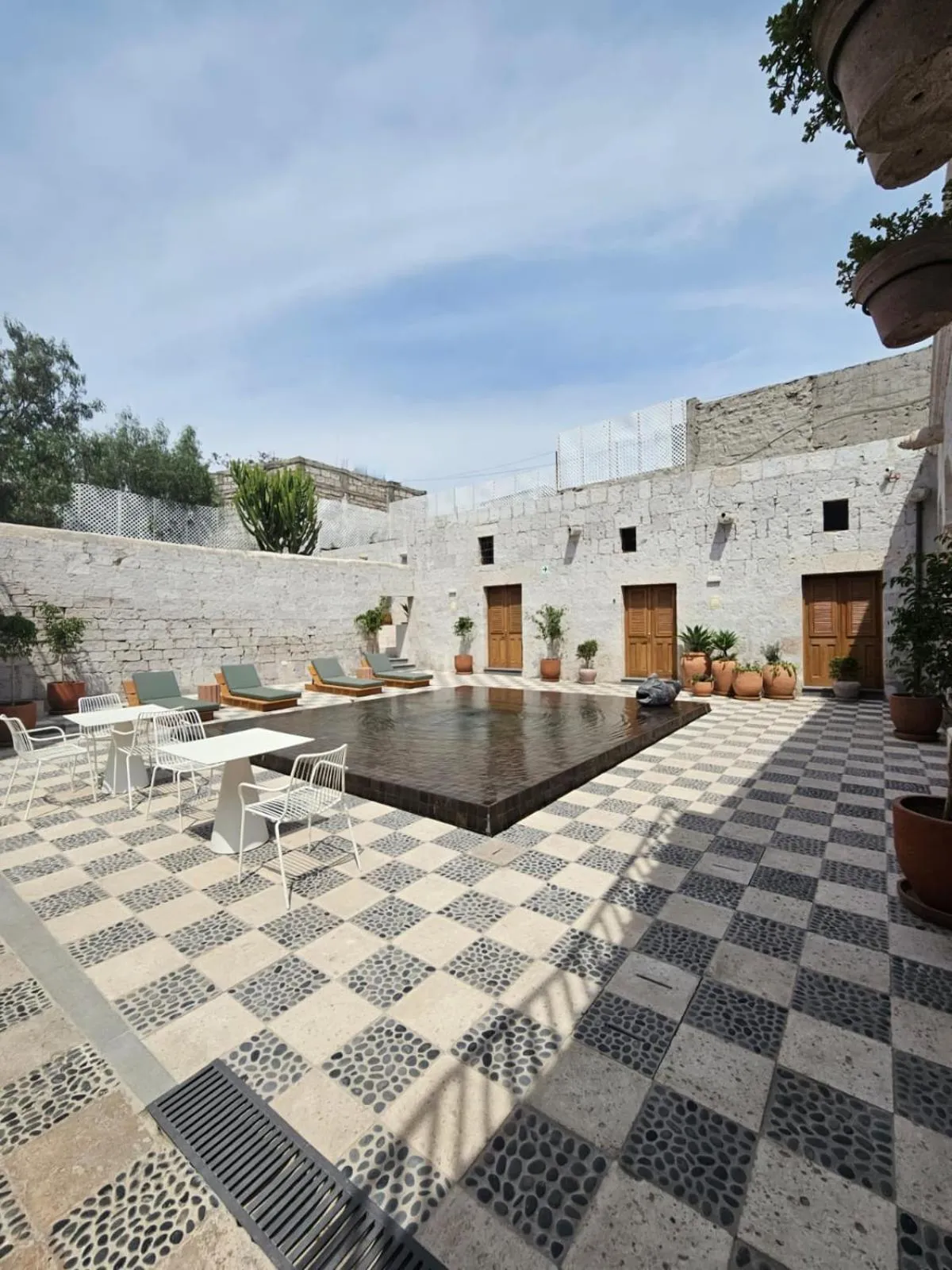 Patio in Palacio Guaqui by Ananay Hotels