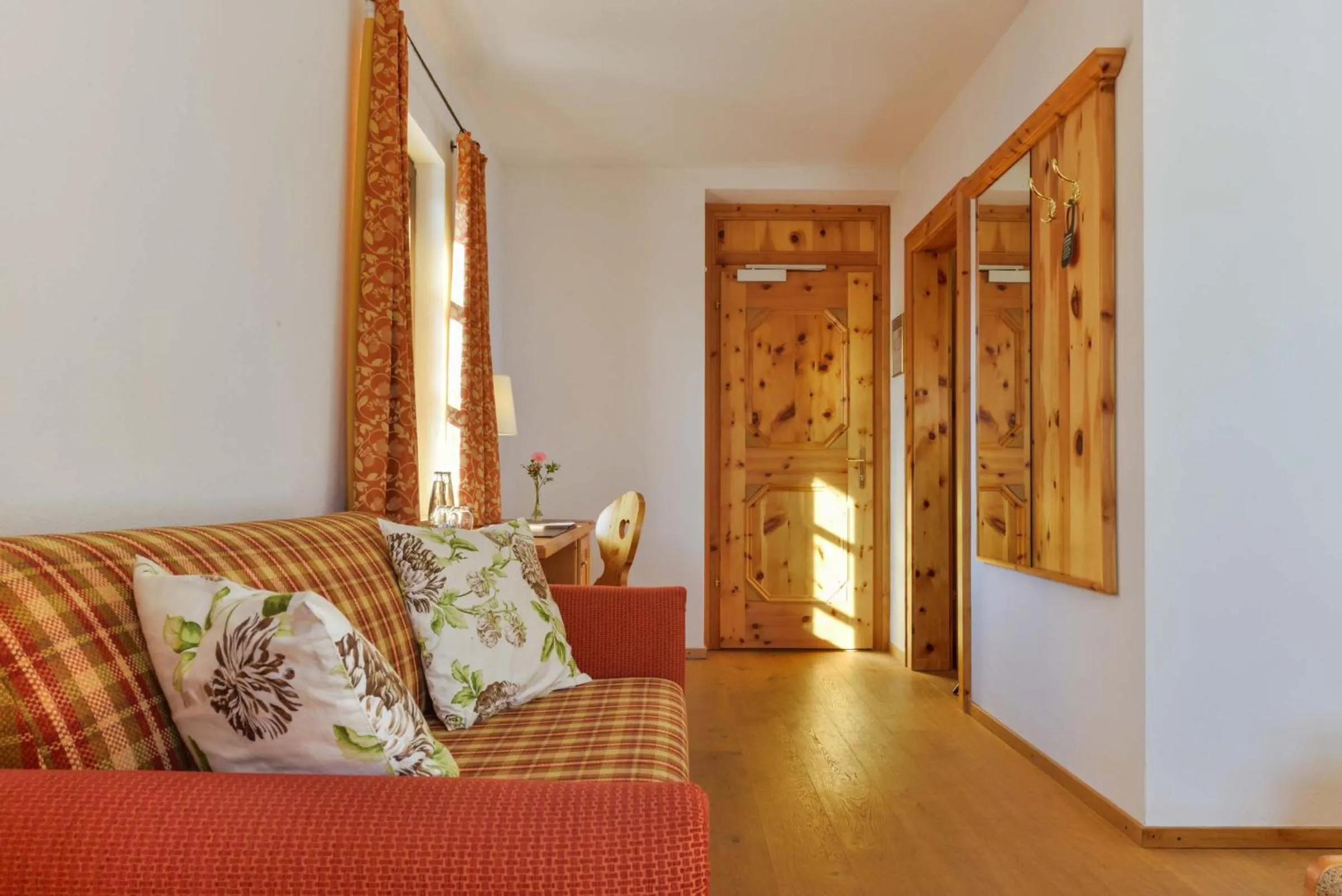 Seating area in Landgasthof zum Erdinger Weissbräu