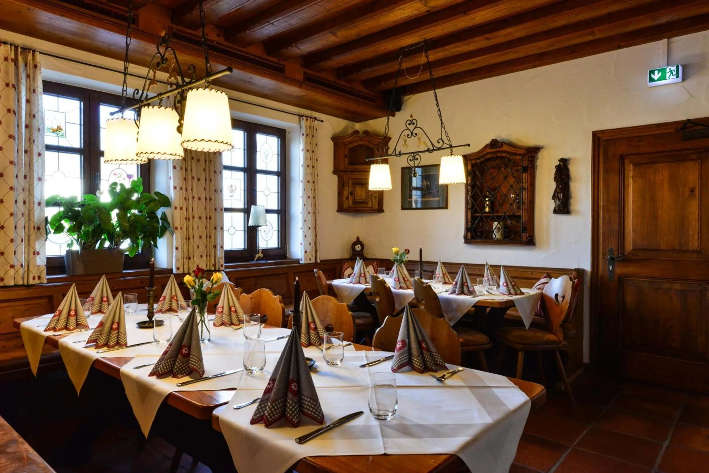 Restaurant/places to eat in Landgasthof zum Erdinger Weissbräu