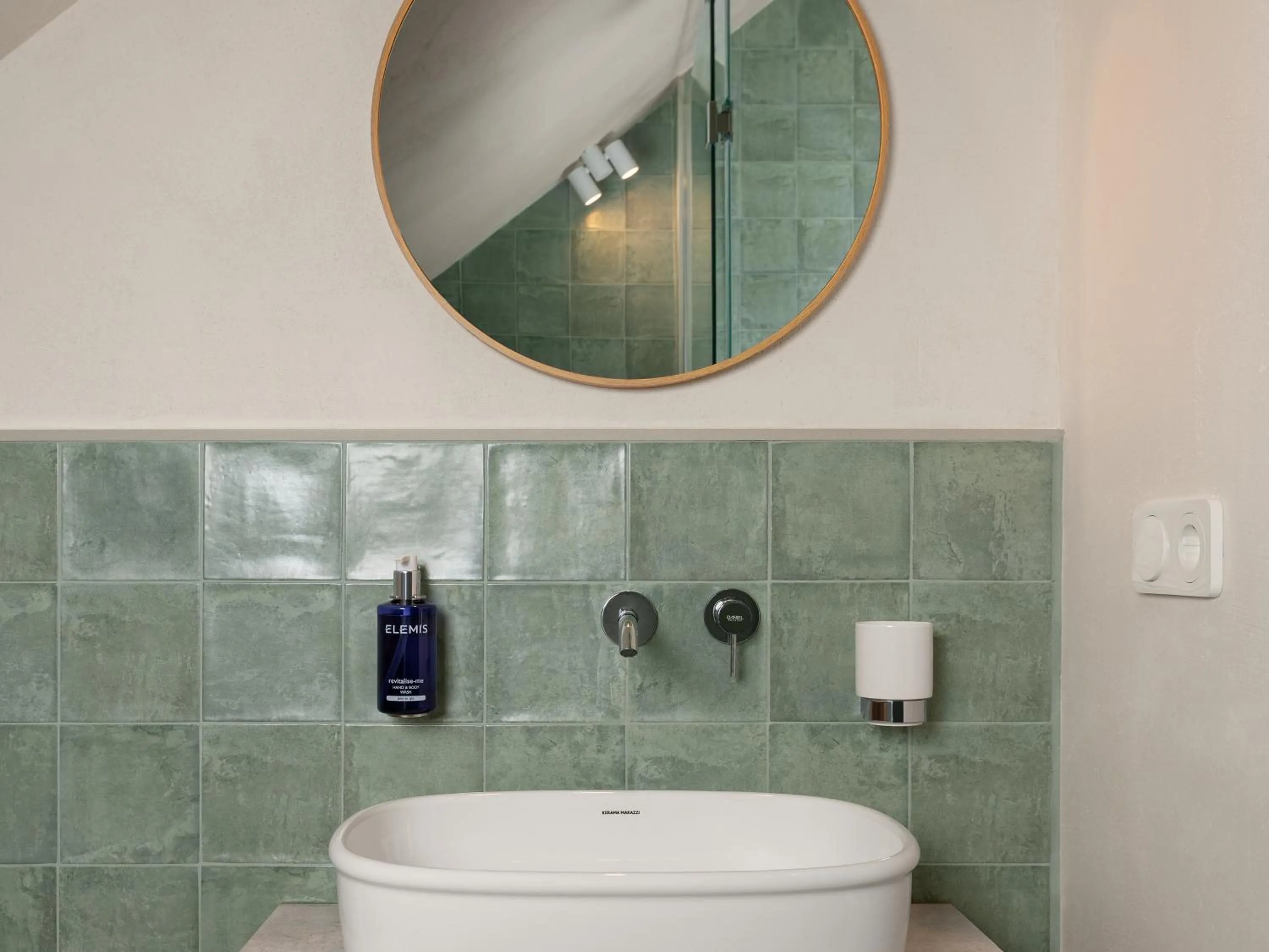 Bathroom in Apart-In Georgia