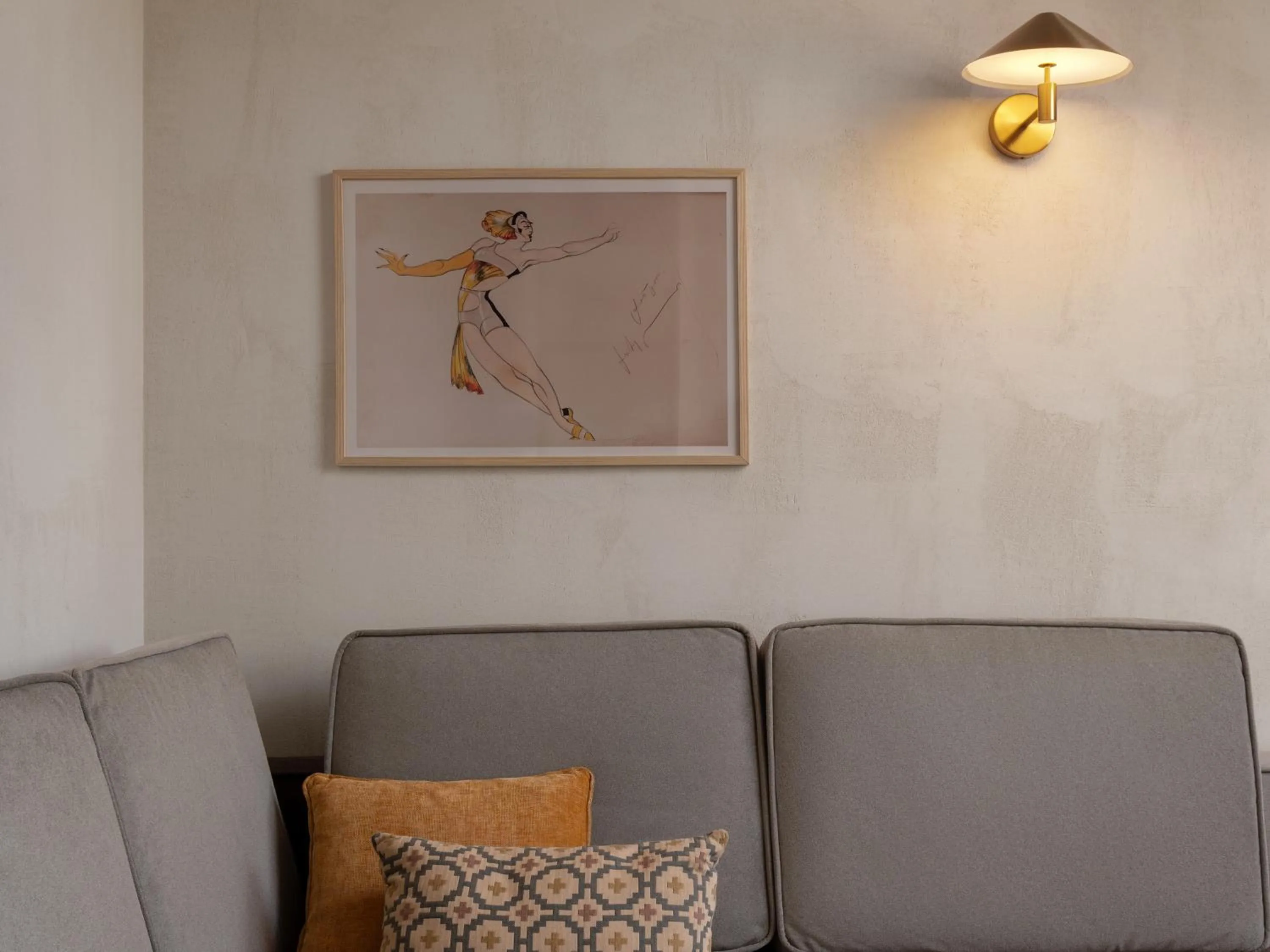 Seating area in Apart-In Georgia