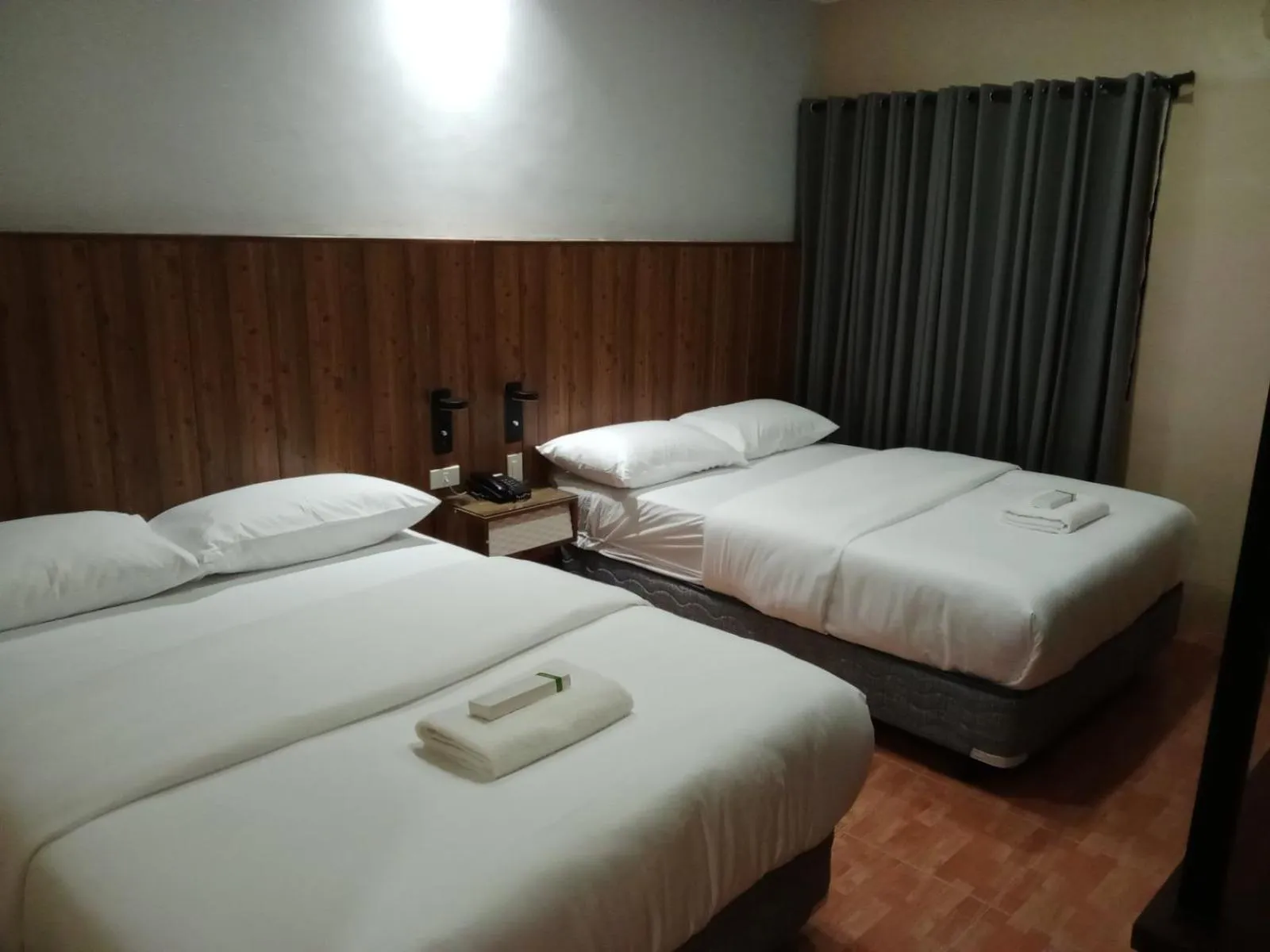 Bed in Cebu Pensione Plaza