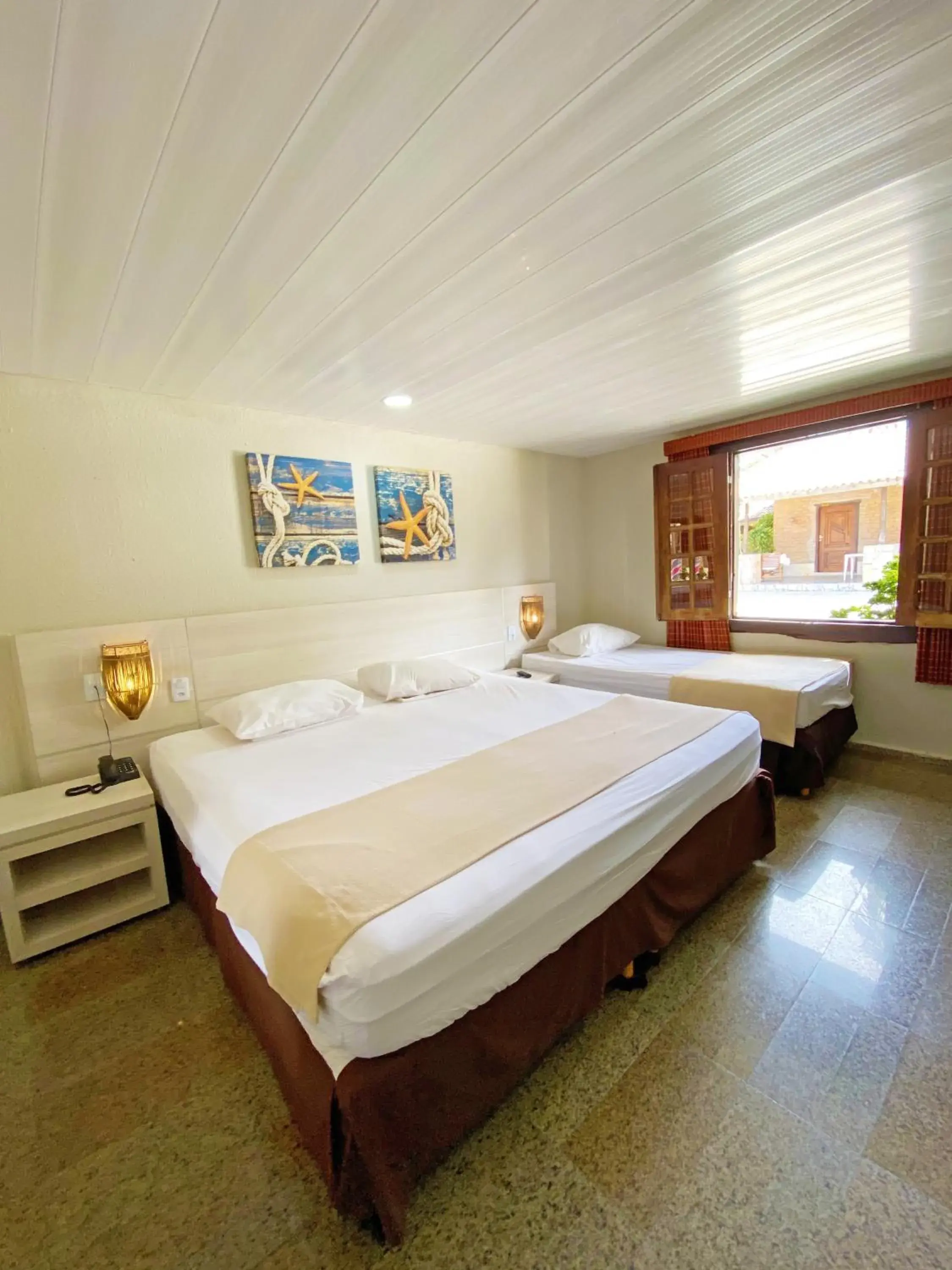 Chalet in Hotel Parque das Fontes Chalet in Hotel Parque das Fontes