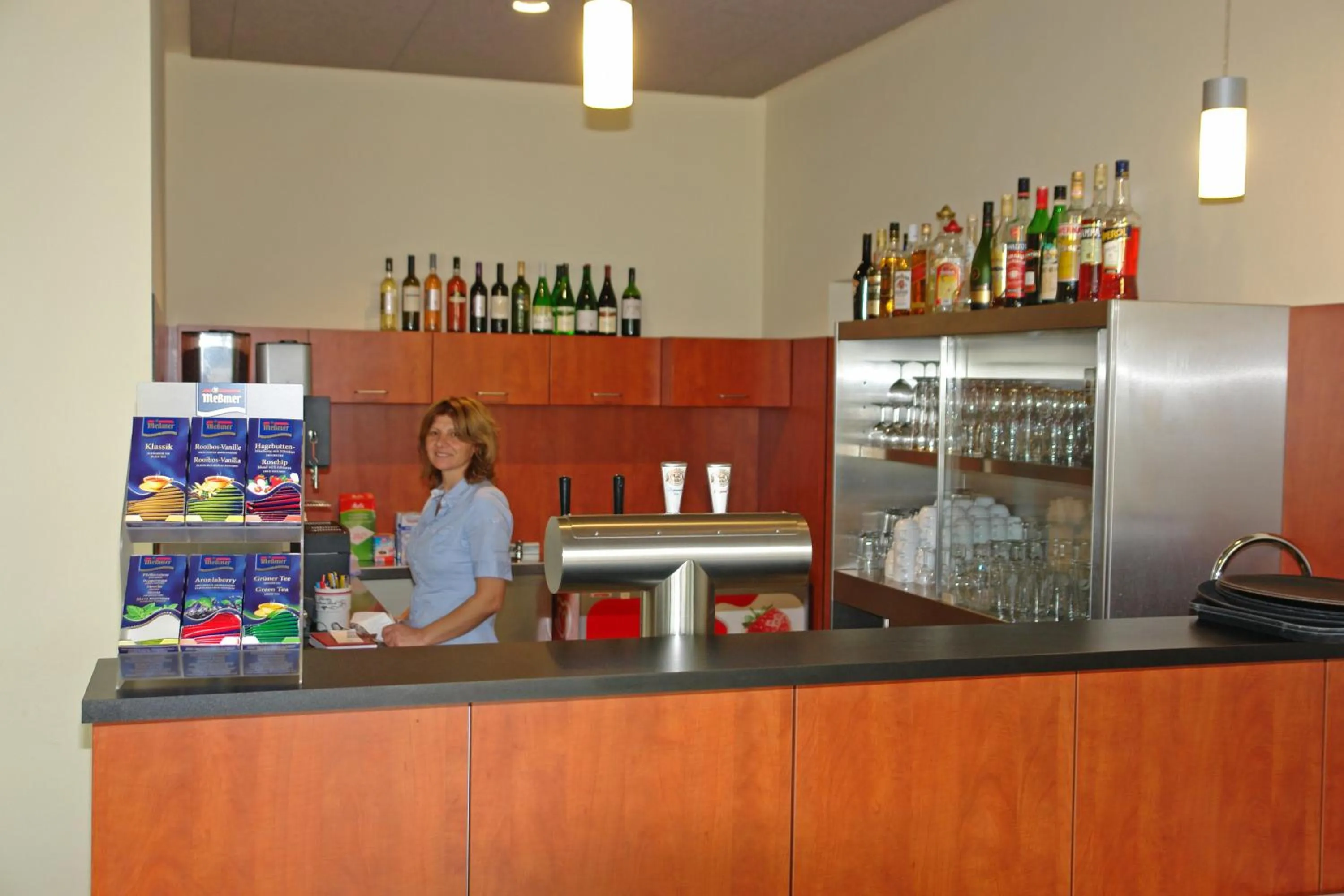 Restaurant/places to eat in CAP Rotach