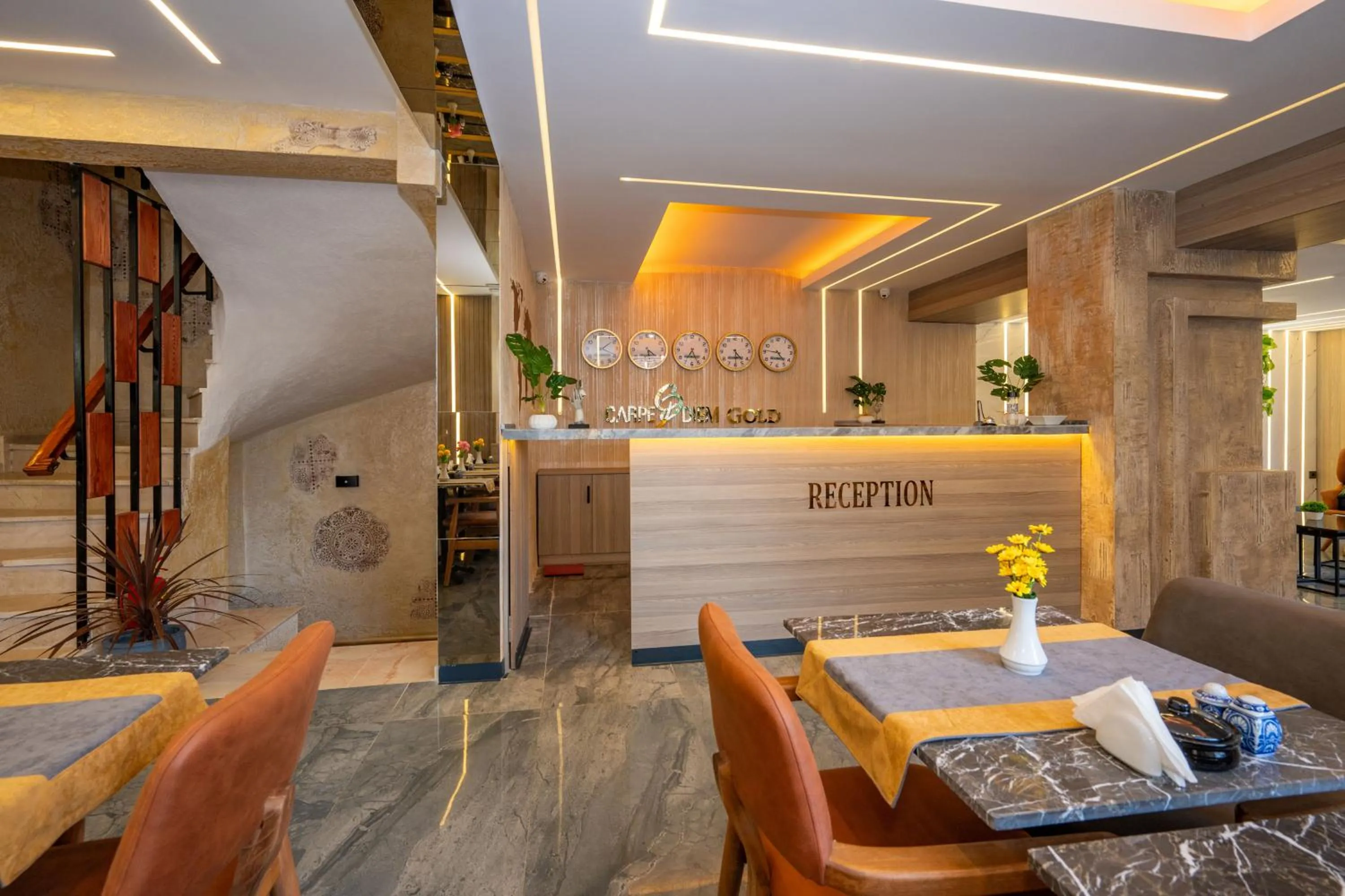 Lobby or reception in Otel Carpediem Gold Kuşadası