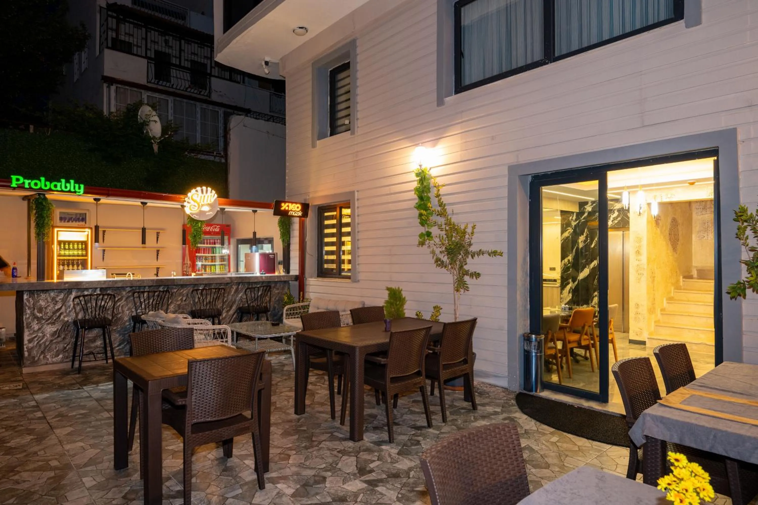 Restaurant/places to eat in Otel Carpediem Gold Kuşadası