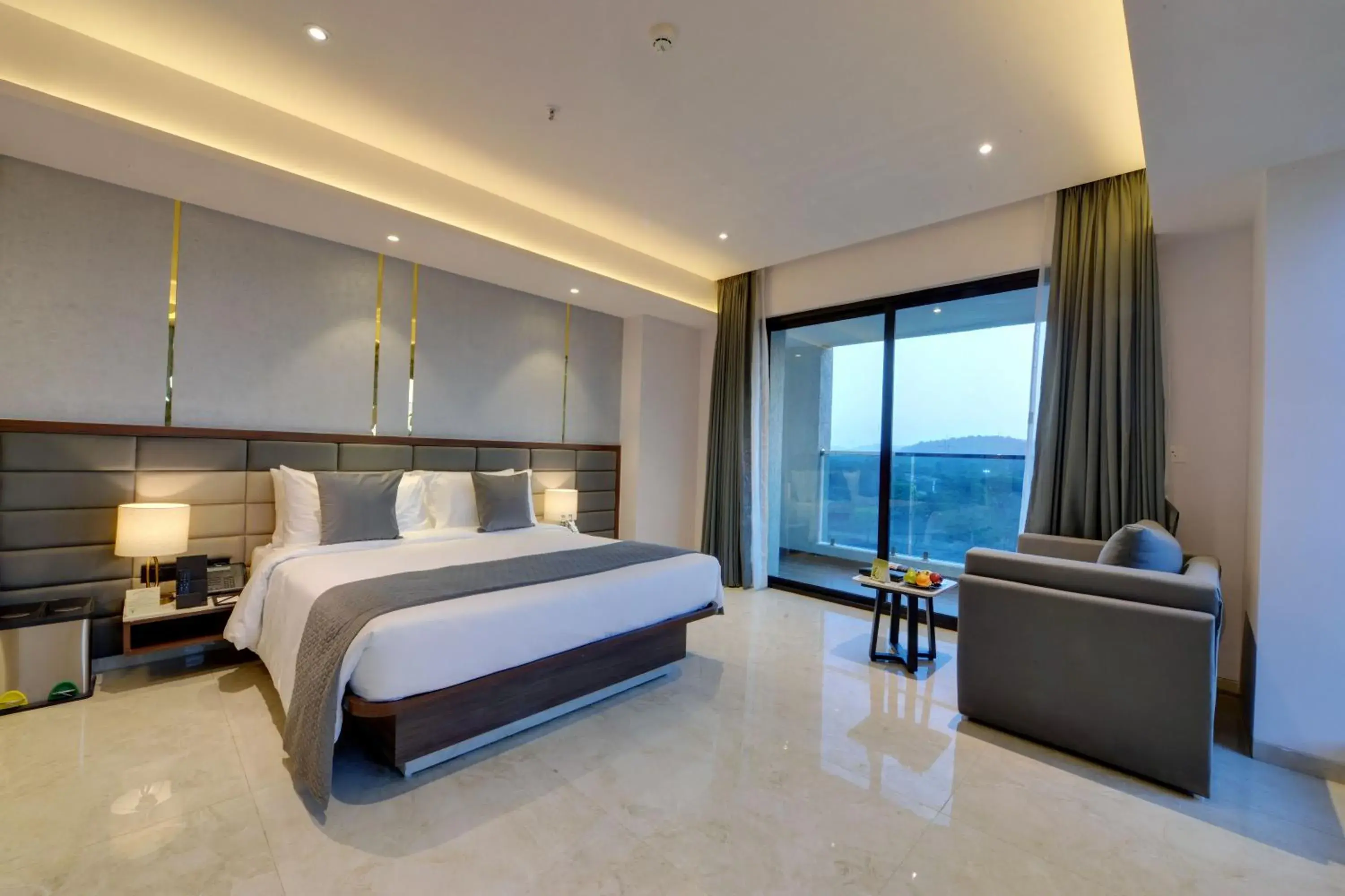 Winter Green Premium Room - single occupancy in The Fern Residency, Bhiwandi-Pimplas, Series by Marriott Winter Green Premium Room - single occupancy in The Fern Residency, Bhiwandi-Pimplas, Series by Marriott