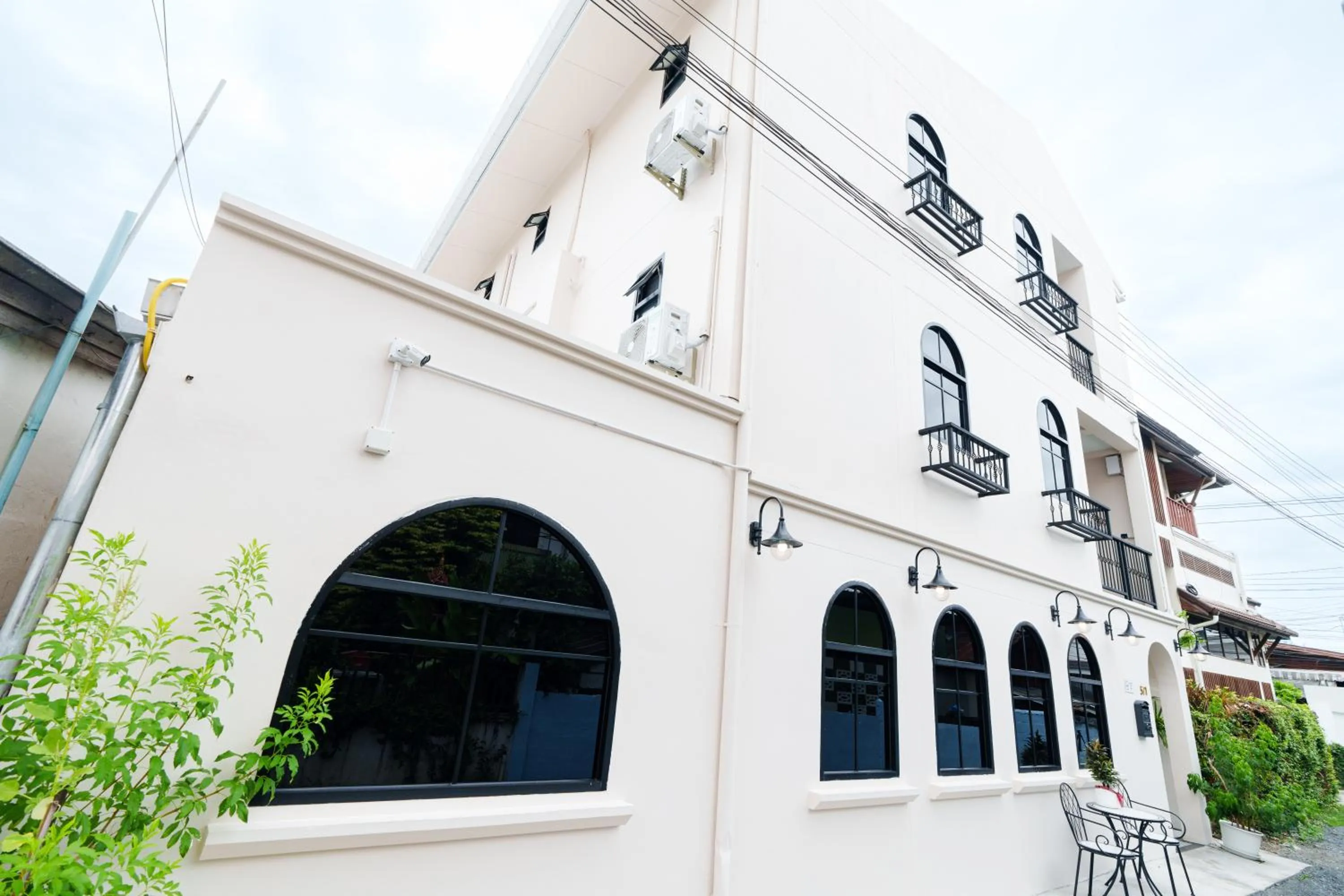 Property building in Holiday Cottage Chiang Mai Old Town