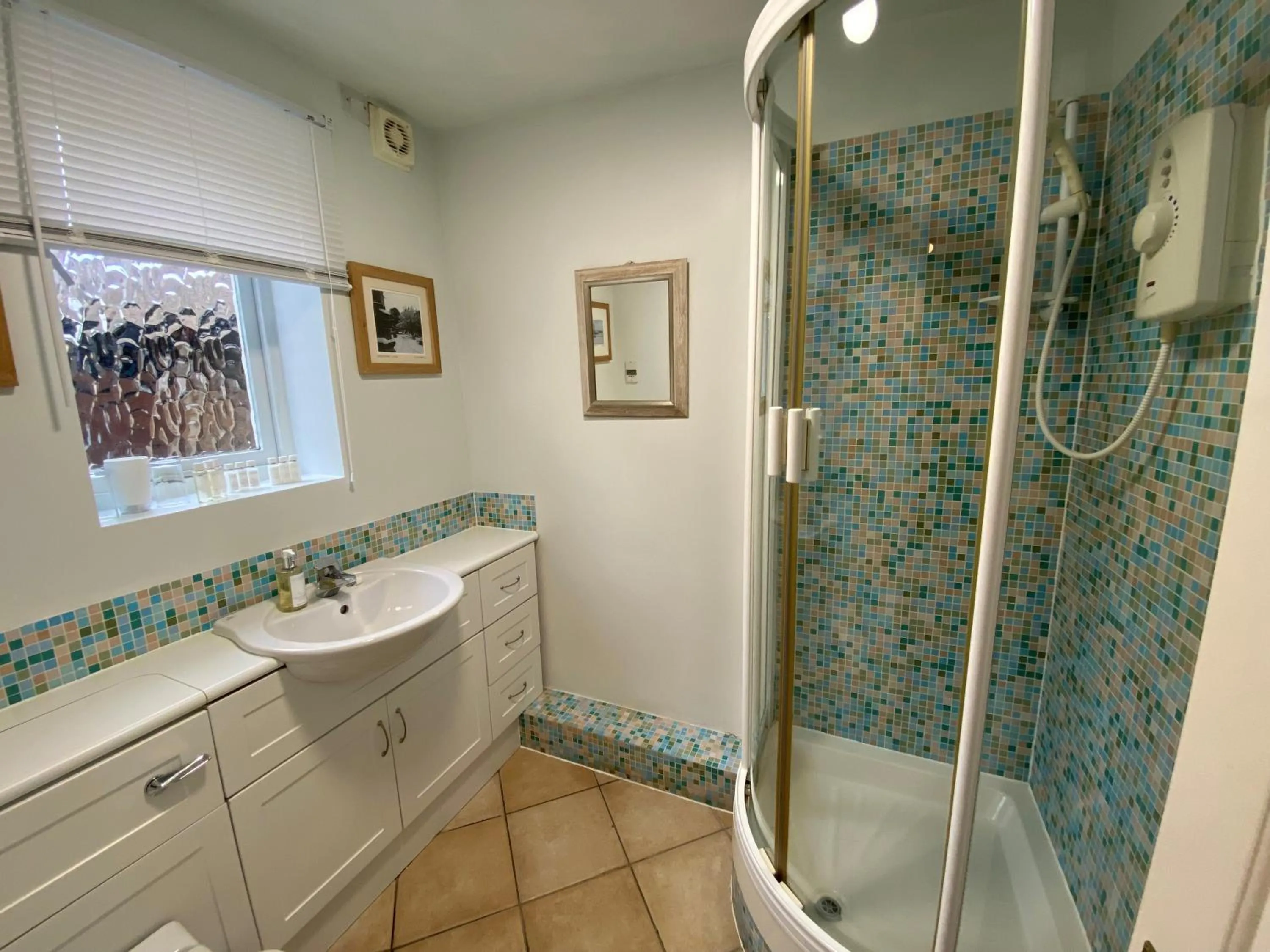 The Red Lion & Manor House