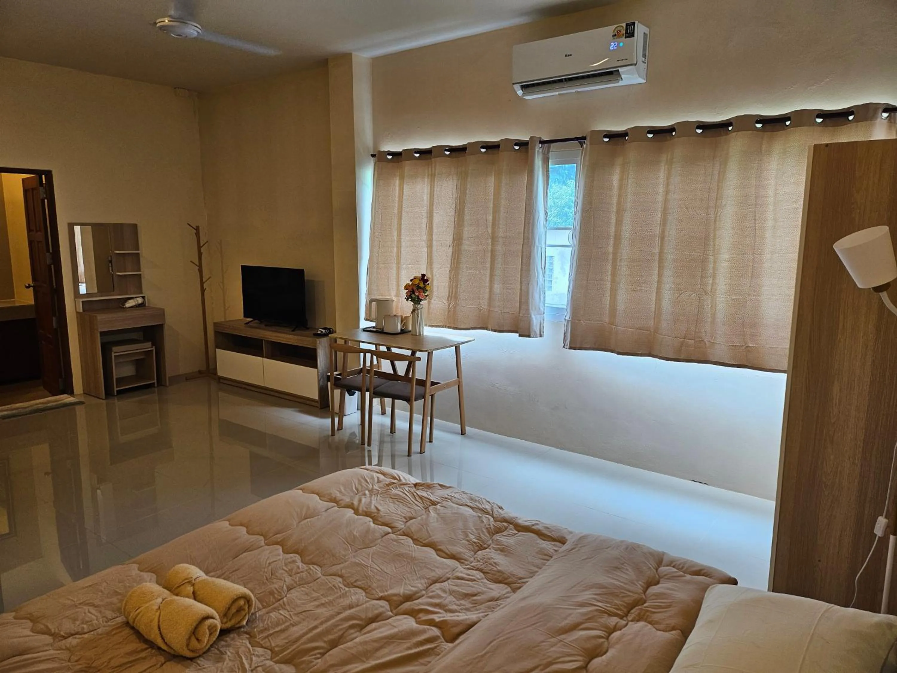 Bed in SKYPEARL Guesthouse & Café