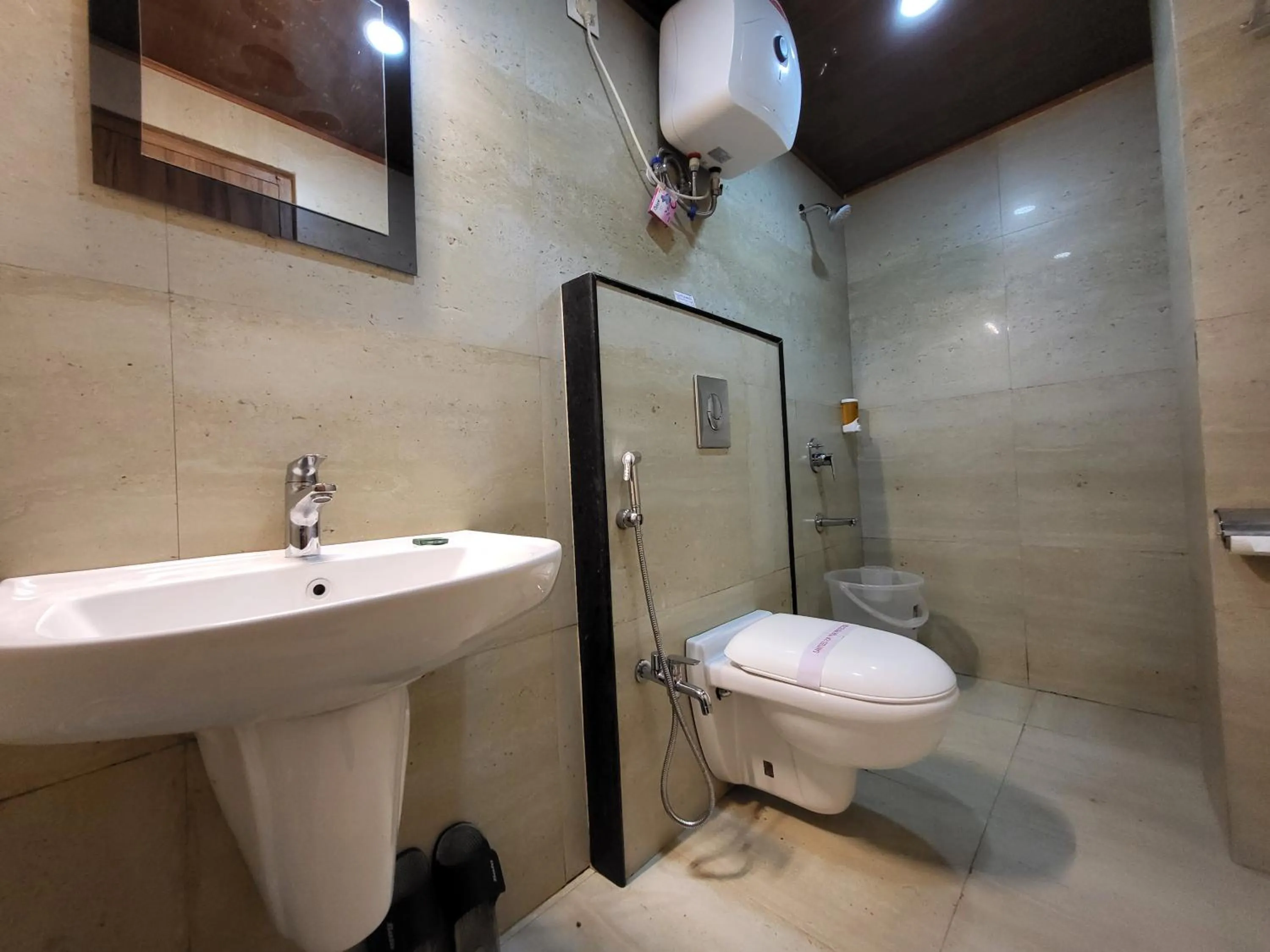 Shower in The Revett