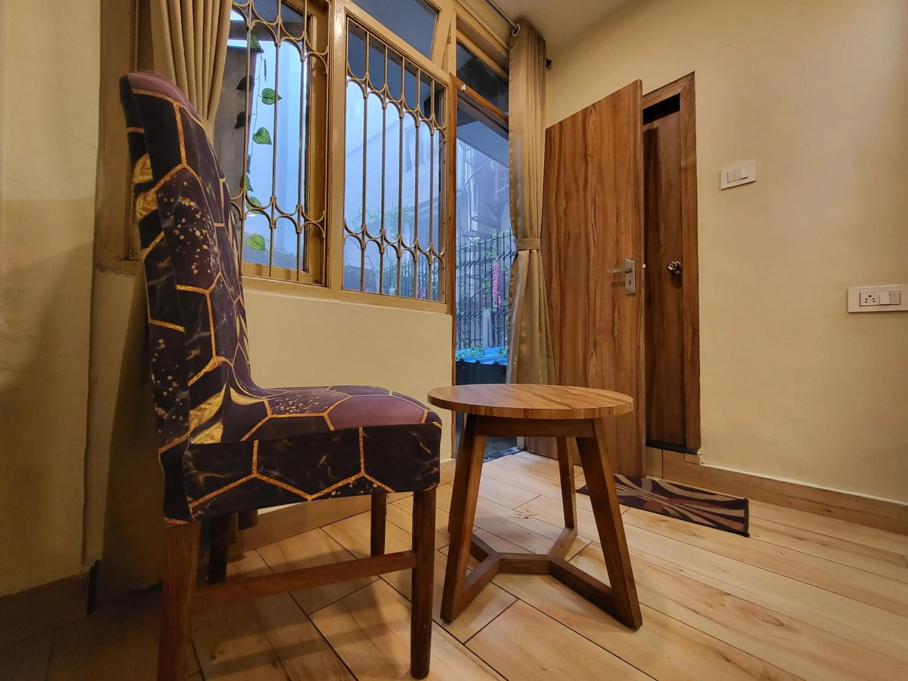 Seating area in The Revett