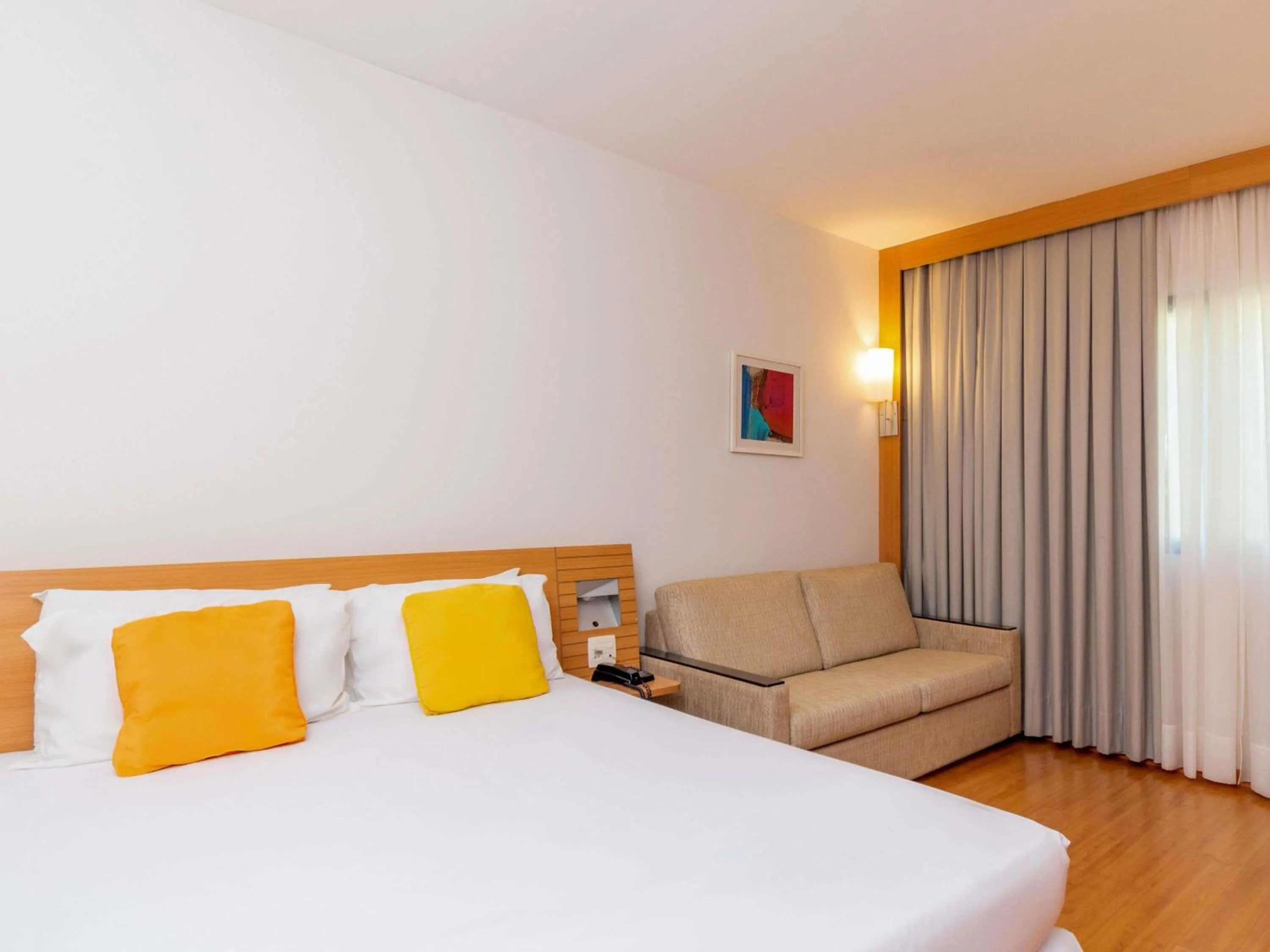 Bedroom, Bed in Novotel Campo Grande
