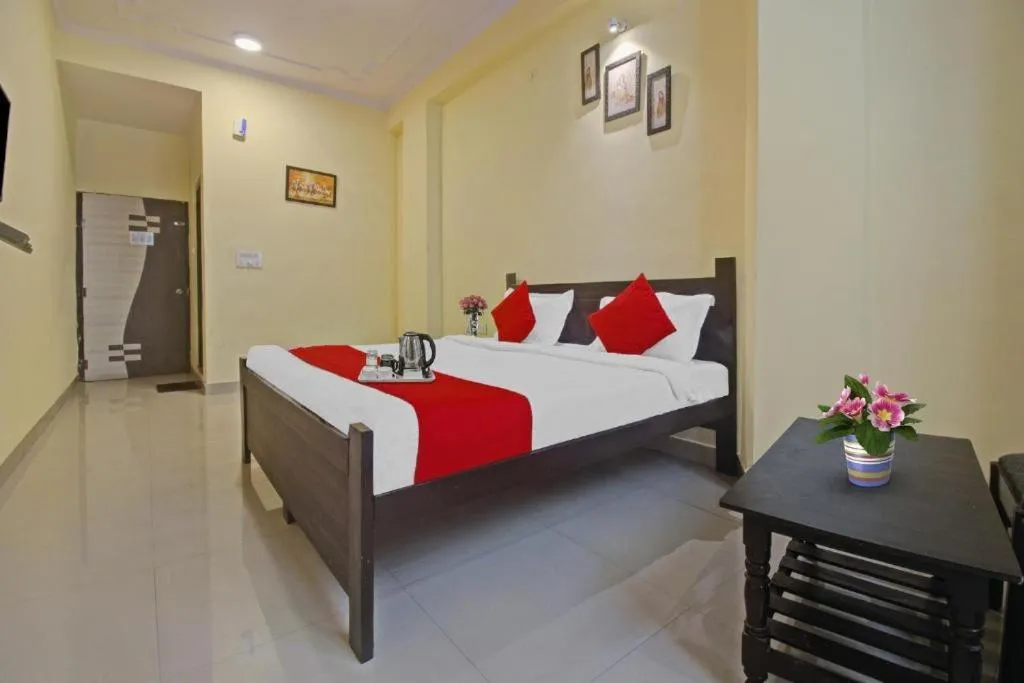 Bed in AK VILAS - BEST BUDGETED HOTEL IN JAIPUR