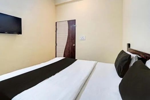 Bed in AK VILAS - BEST BUDGETED HOTEL IN JAIPUR