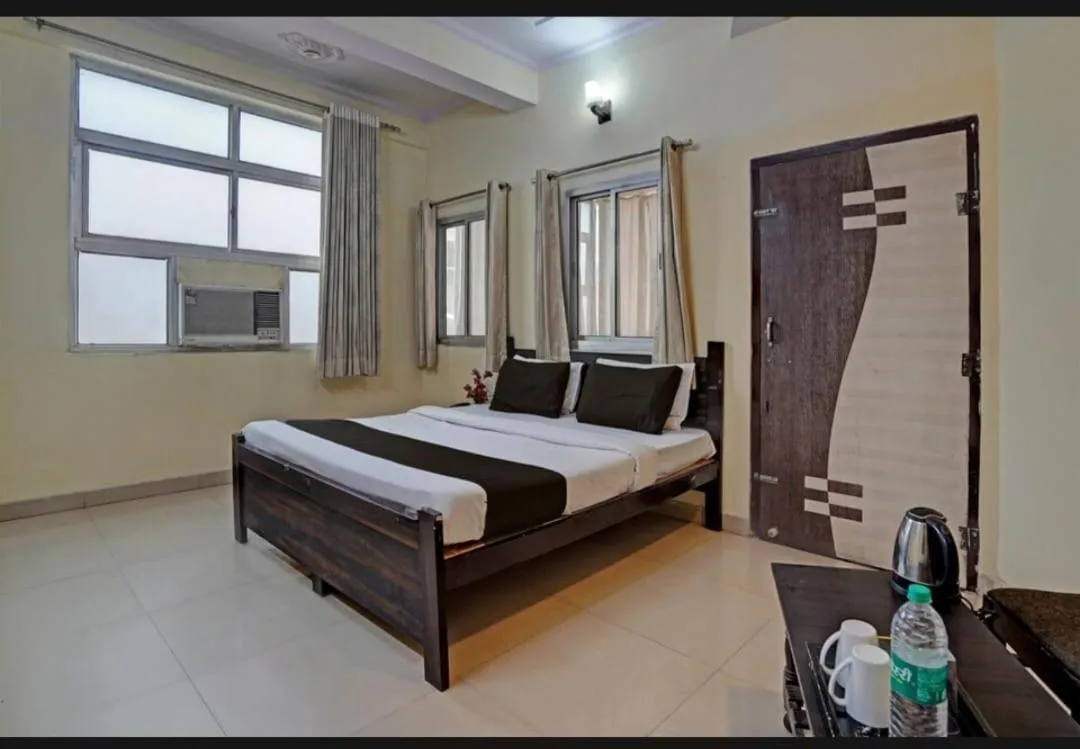 Bed in AK VILAS - BEST BUDGETED HOTEL IN JAIPUR