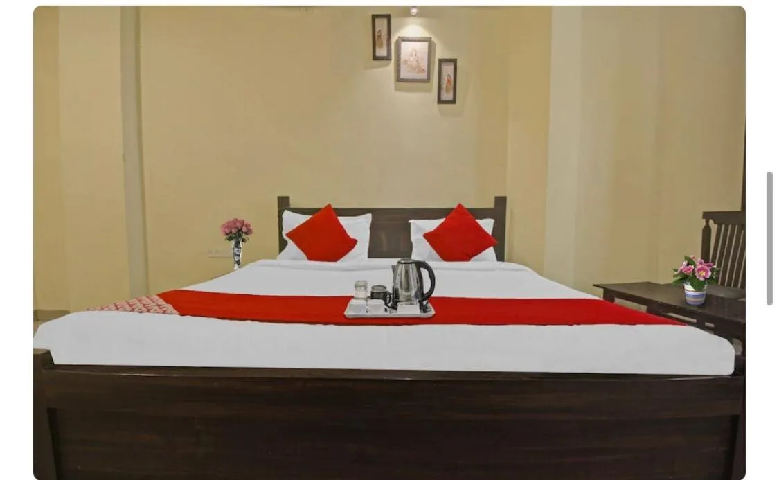 Bed in AK VILAS - BEST BUDGETED HOTEL IN JAIPUR