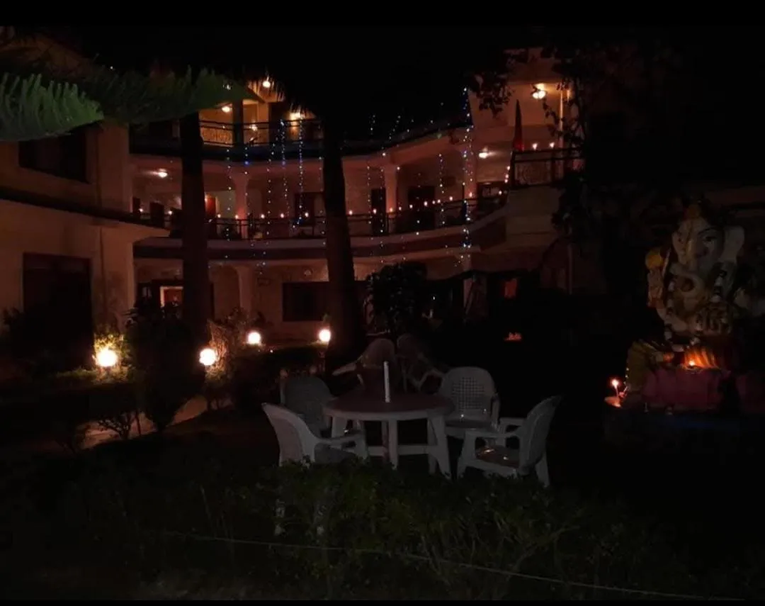 Blue Planet Lodge & Restaurant