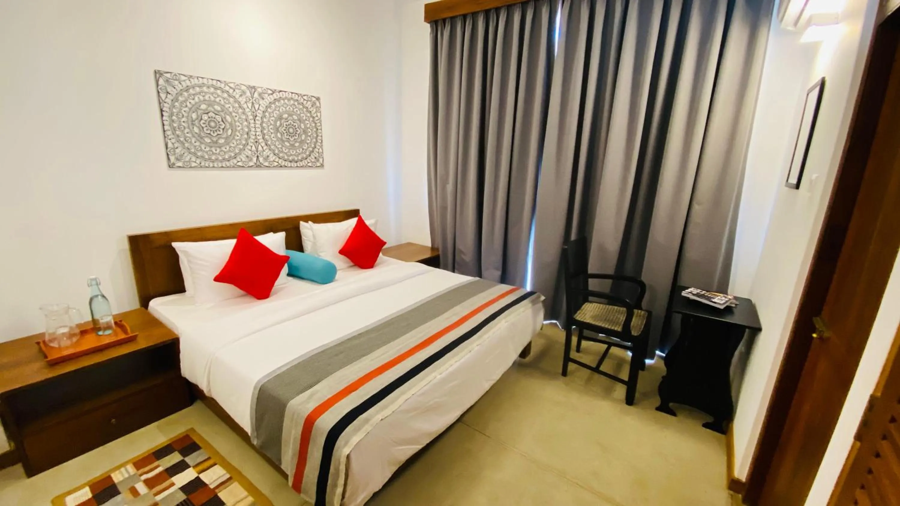 Bed in The Tea Library Hikkaduwa