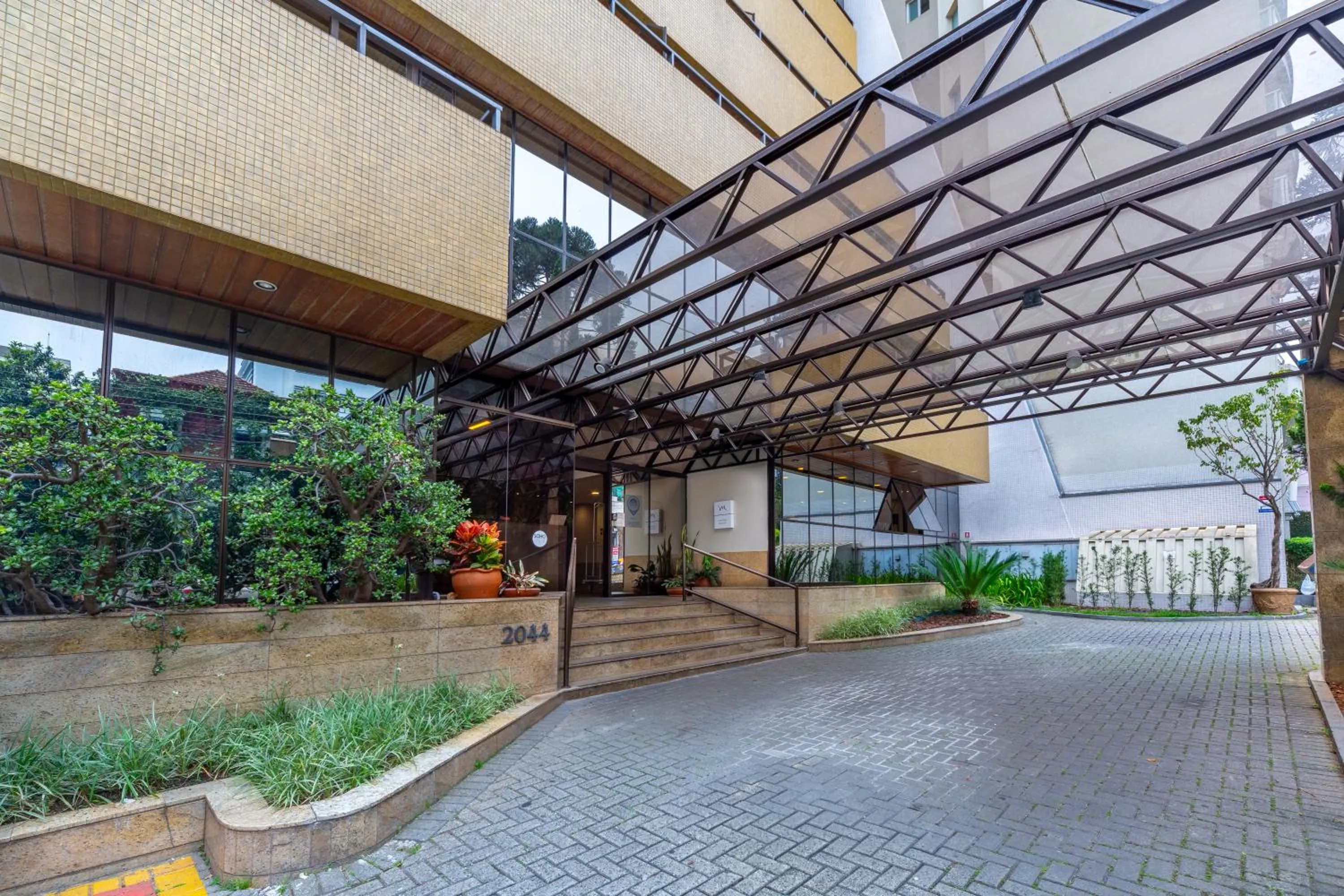 Facade/entrance in Mercure Curitiba Golden